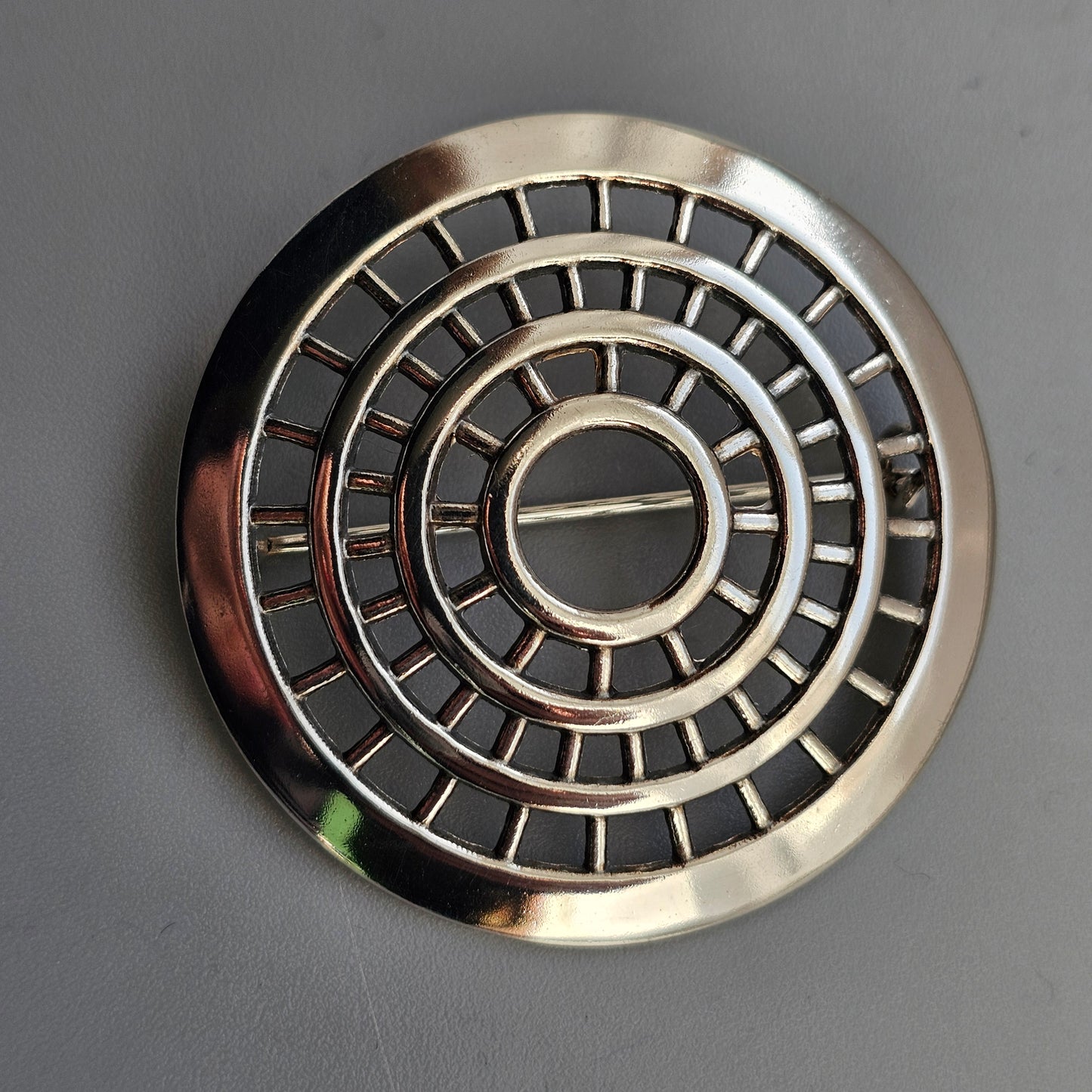 1960s Kalevala Koru Silver Brooch – Finnish Modernist Circular Design, Nordic Silver Jewelry 1965