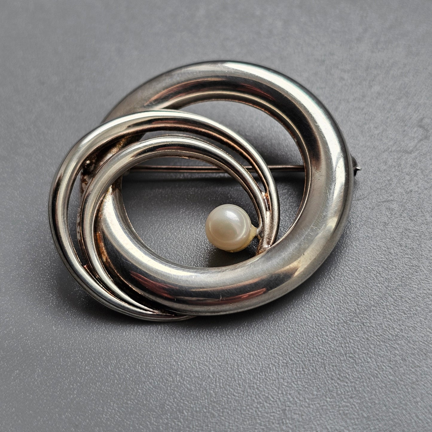Vintage Modernist German Sterling Silver & Pearl Brooch by Andreas Daub