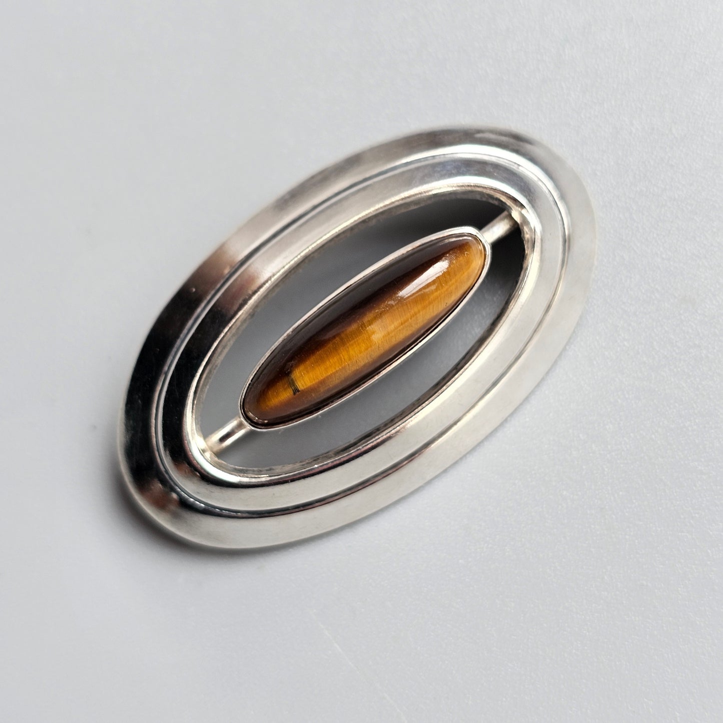 1960s Modernist Finland Tiger’s Eye Silver Brooch Erik Granit & Co 1964