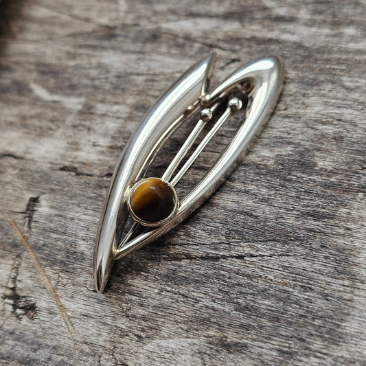 Vintage 1960s Finnish Modernist Silver & Tigers Eye Flower Brooch by Kultaseppä Salovaara 1963