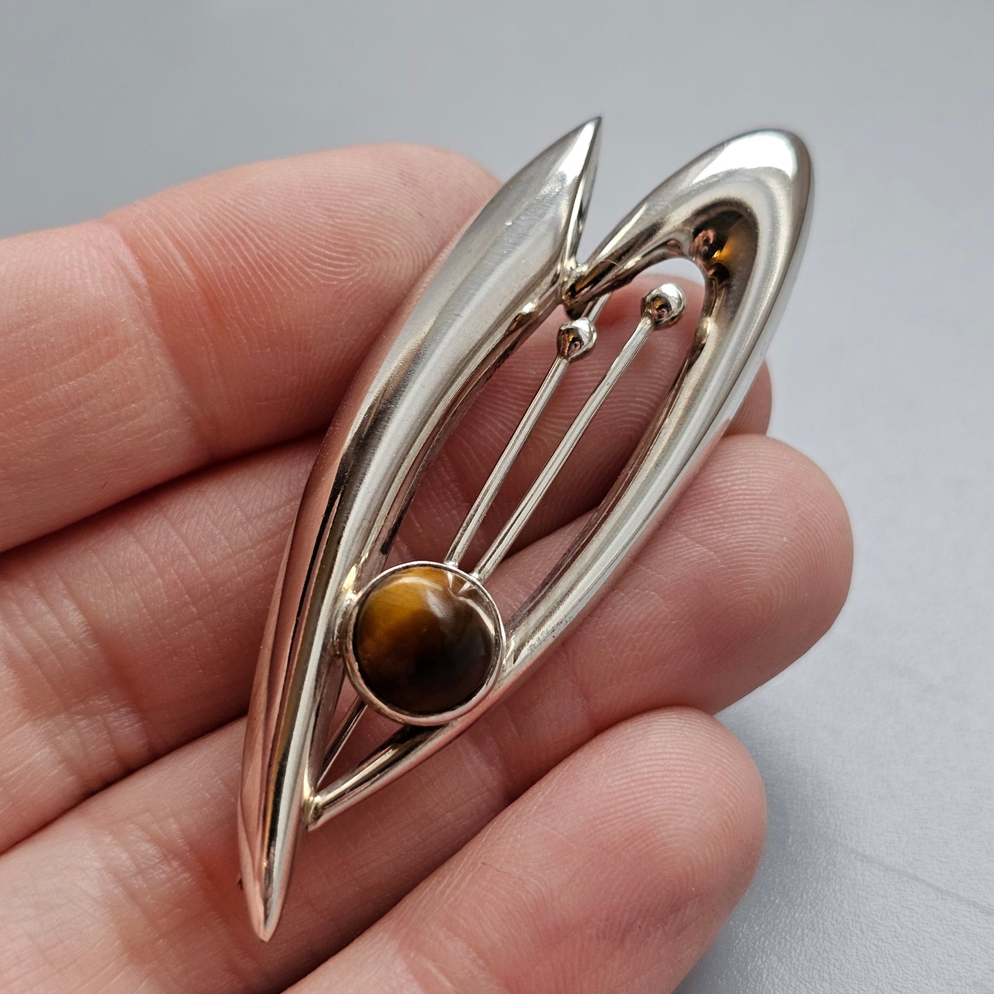 Vintage 1960s Finnish Modernist Silver & Tigers Eye Flower Brooch by Kultaseppä Salovaara 1963