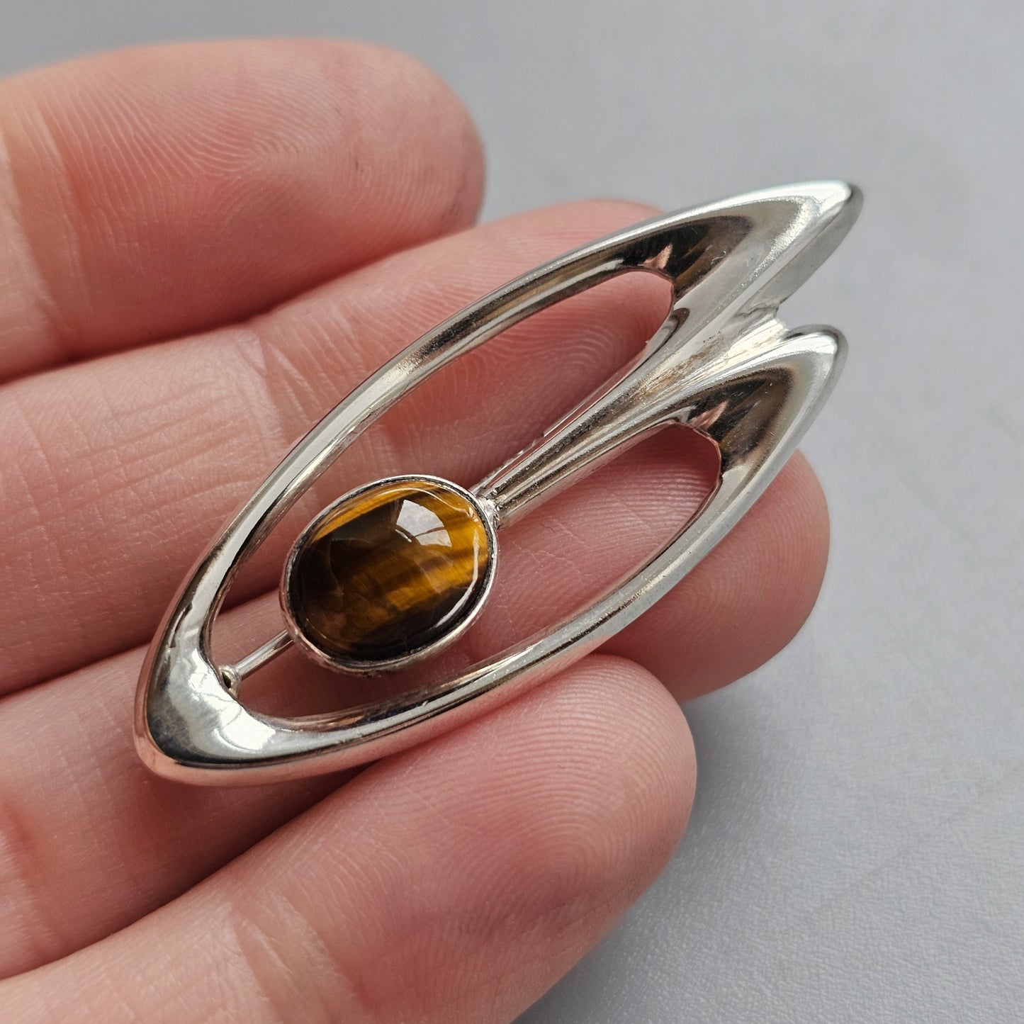Small Retro Finnish Silver Brooch with Tiger’s Eye — Mid-Century Modern by Kultaseppä Salovaara 1960
