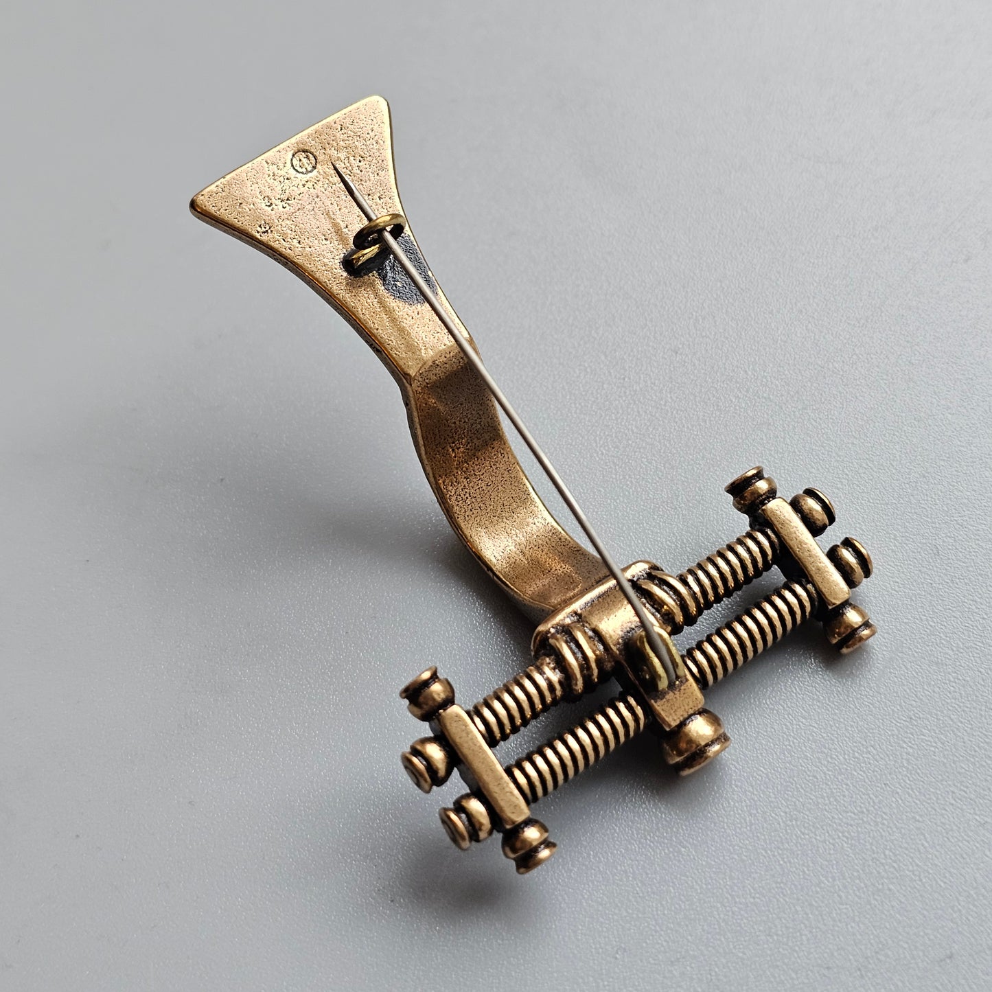 1990s Vintage Kalevala Koru Bronze Tyrvää Fibula Brooch — Roman Iron Age Inspired Finnish Design