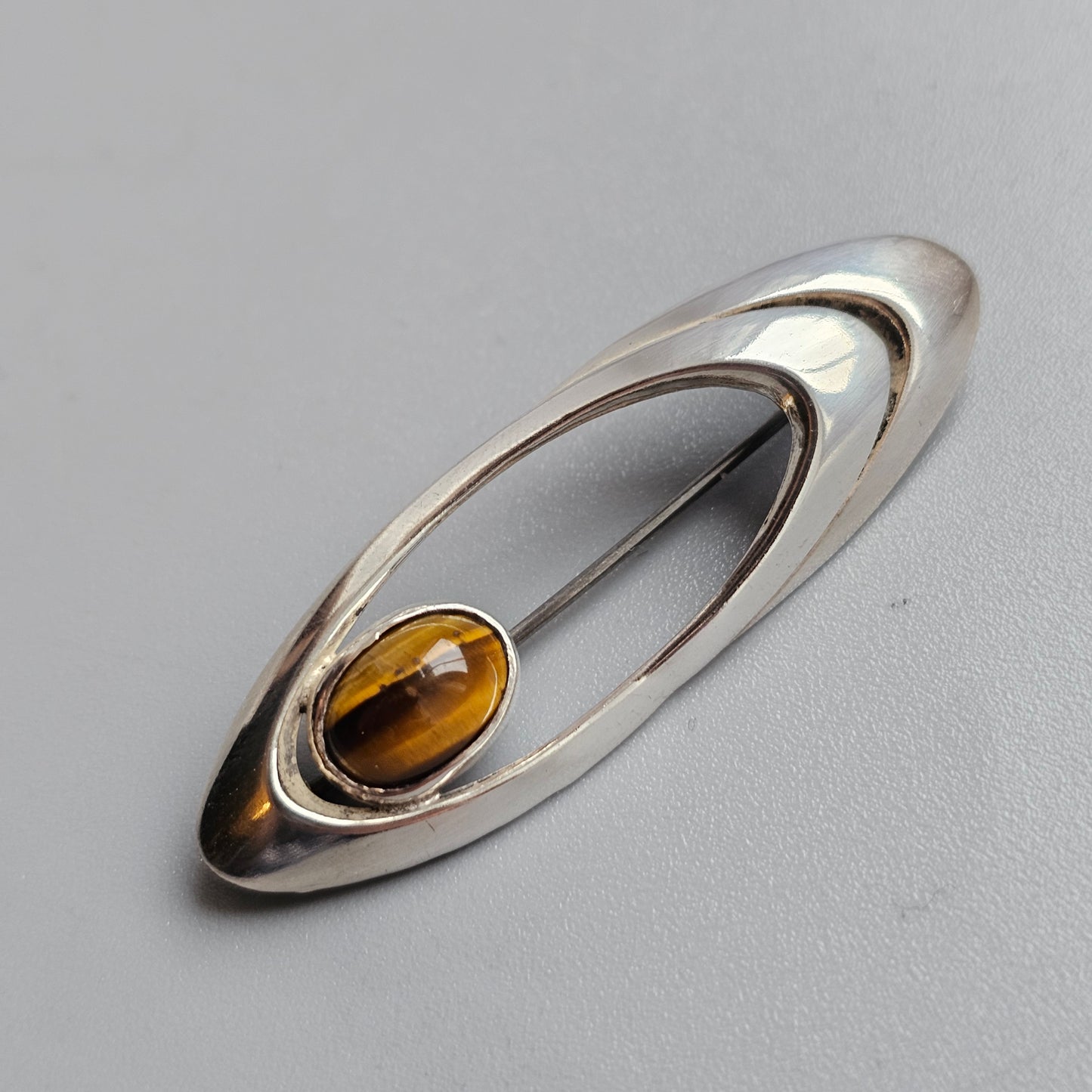 Vintage Modernist Silver Brooch with Tiger’s Eye by Holger Lindström 1960