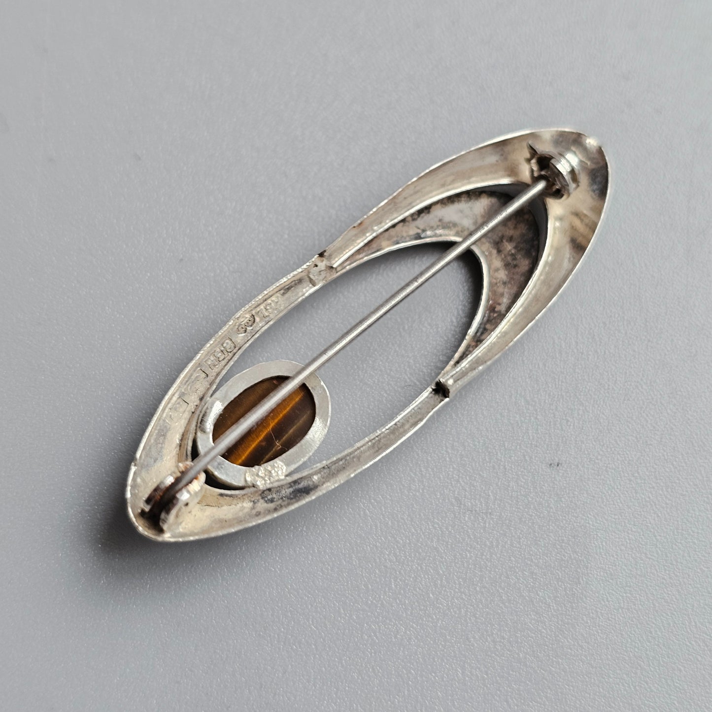 Vintage Modernist Silver Brooch with Tiger’s Eye by Holger Lindström 1960