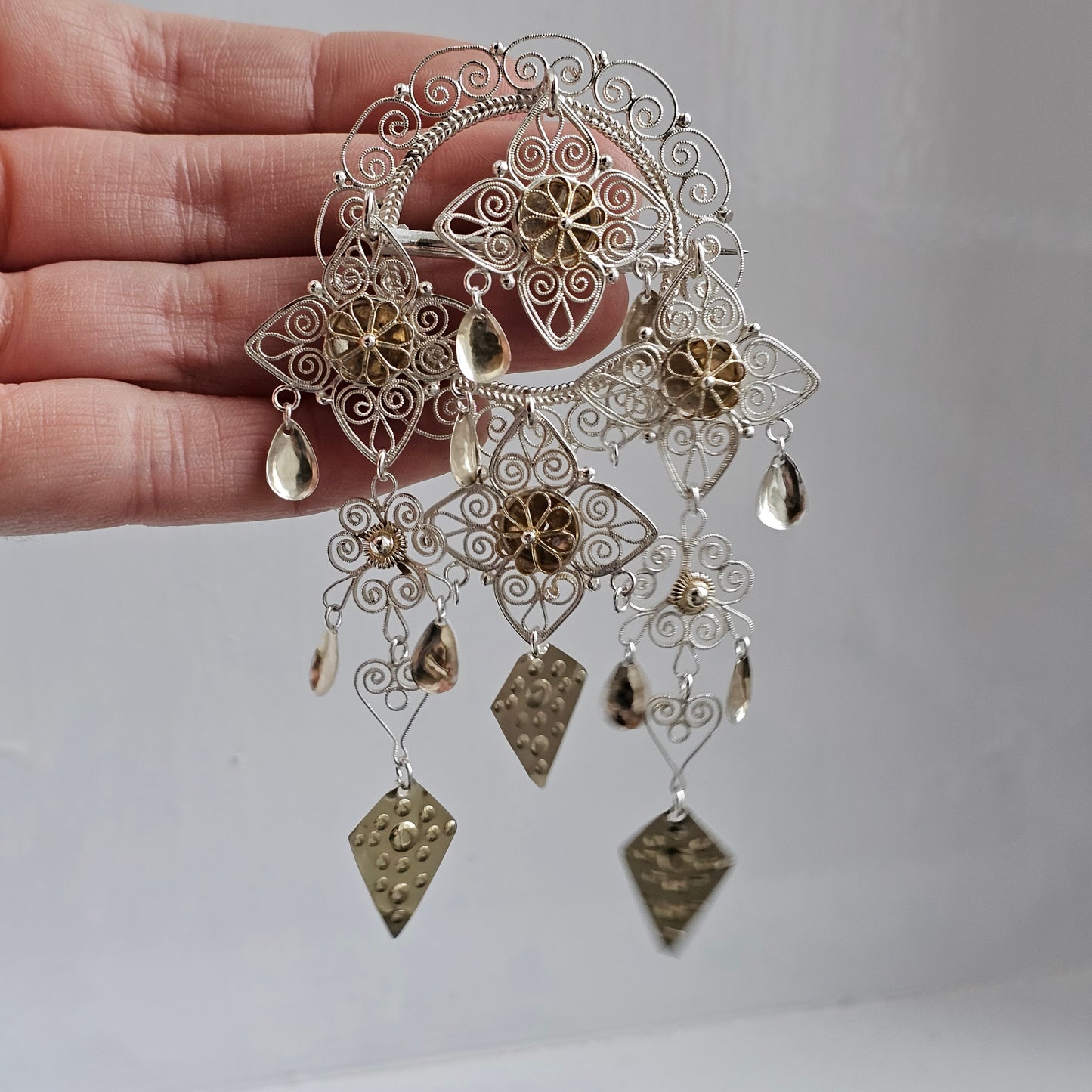 Traditional Norwegian Dangly Silver Filigree Solje Brooch