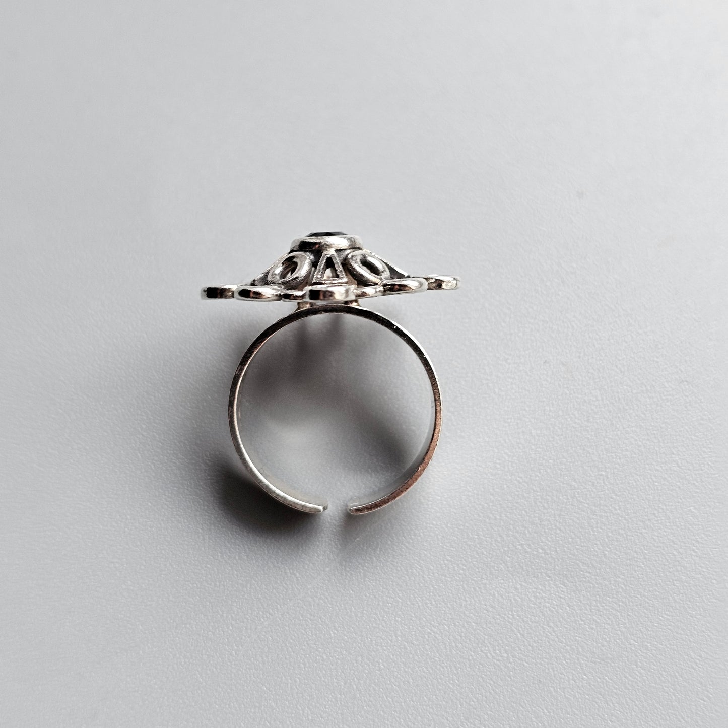 Modernist 1970s Kultaseppä Salovaara Finnish Sterling Silver & Green Spinel Ring - UK Ring Size O -  US Ring Size 7 - 1971