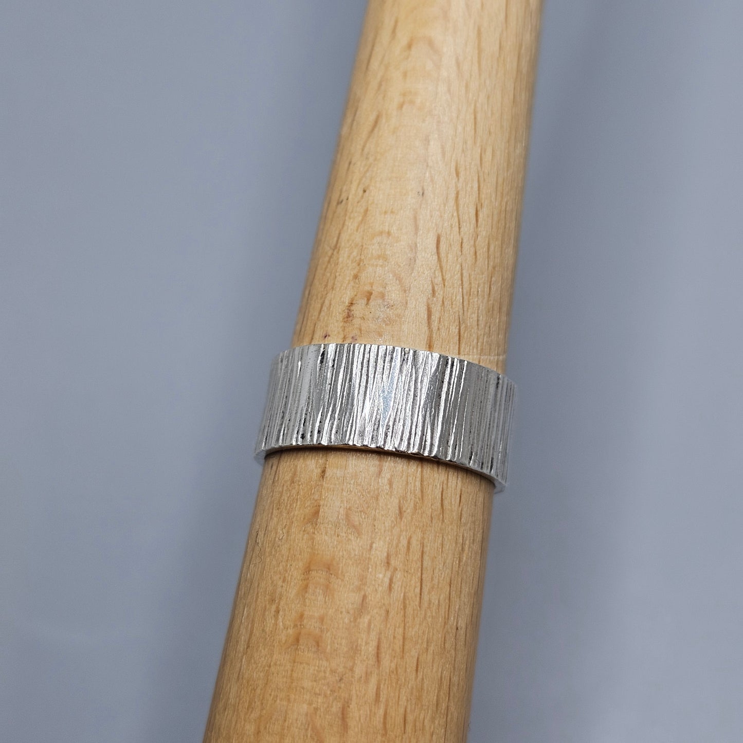 Vintage 1970s British Sterling Silver Textured Band Ring - UK Ring Size P 1/2 -  US Ring Size 7.75 - 1975