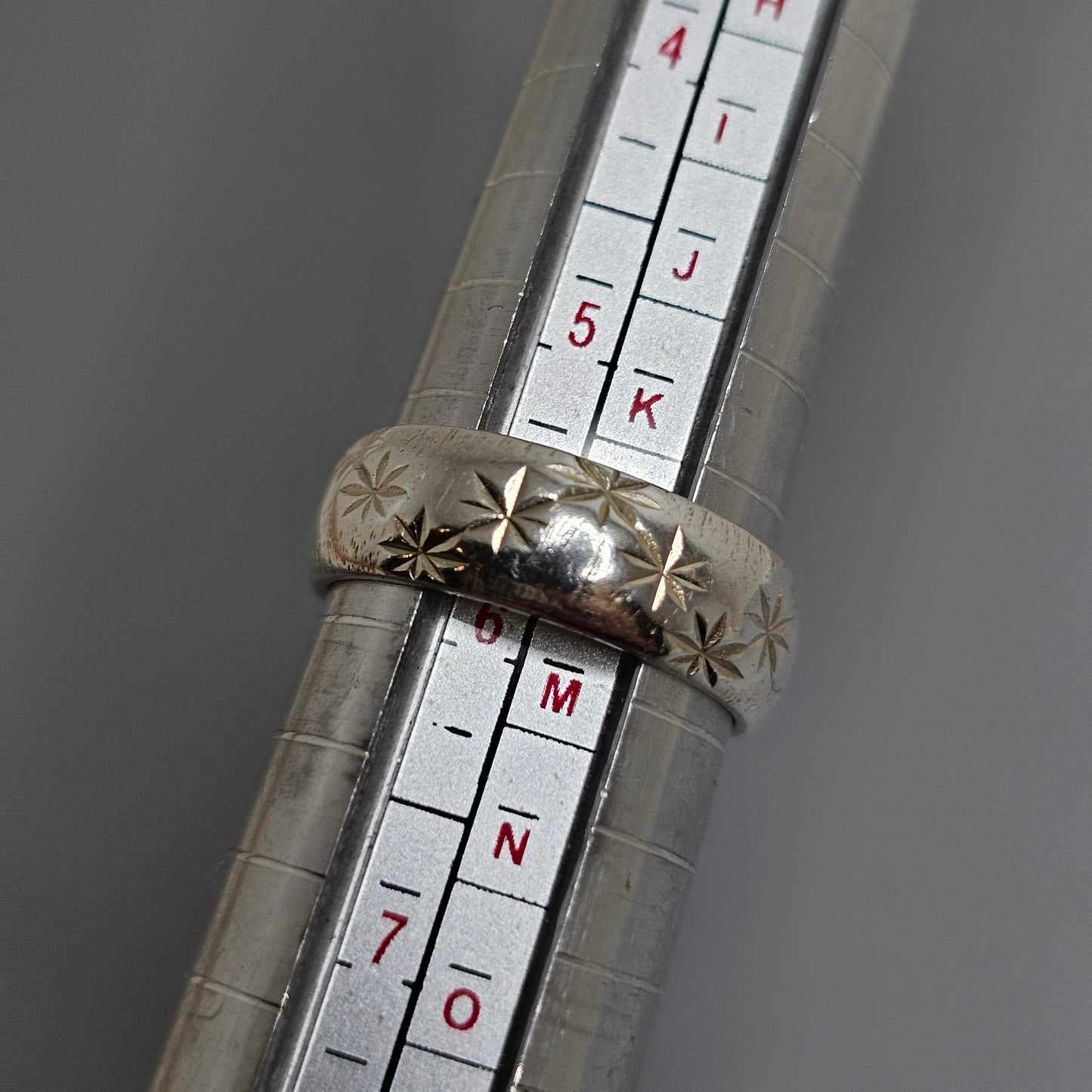 Vintage 1970s 1980s Sterling Silver Ring Band — Star Engraved Design - UK Ring Size L -  US Ring Size 5.75