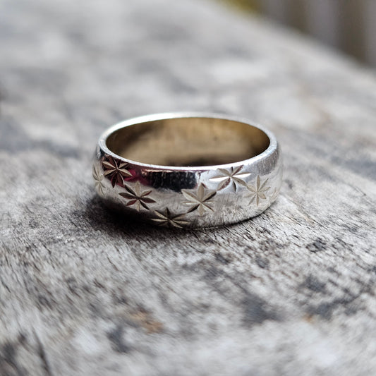 Vintage 1970s 1980s Sterling Silver Ring Band — Star Engraved Design - UK Ring Size L -  US Ring Size 5.75