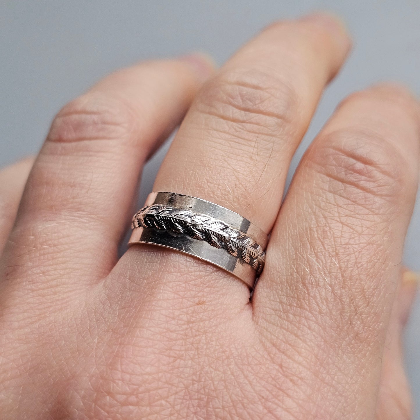 1970s Finnish Silver Band Ring with Raised Spruce Branch Motif - UK Ring Size O -  US Ring Size 7.25 - 1978