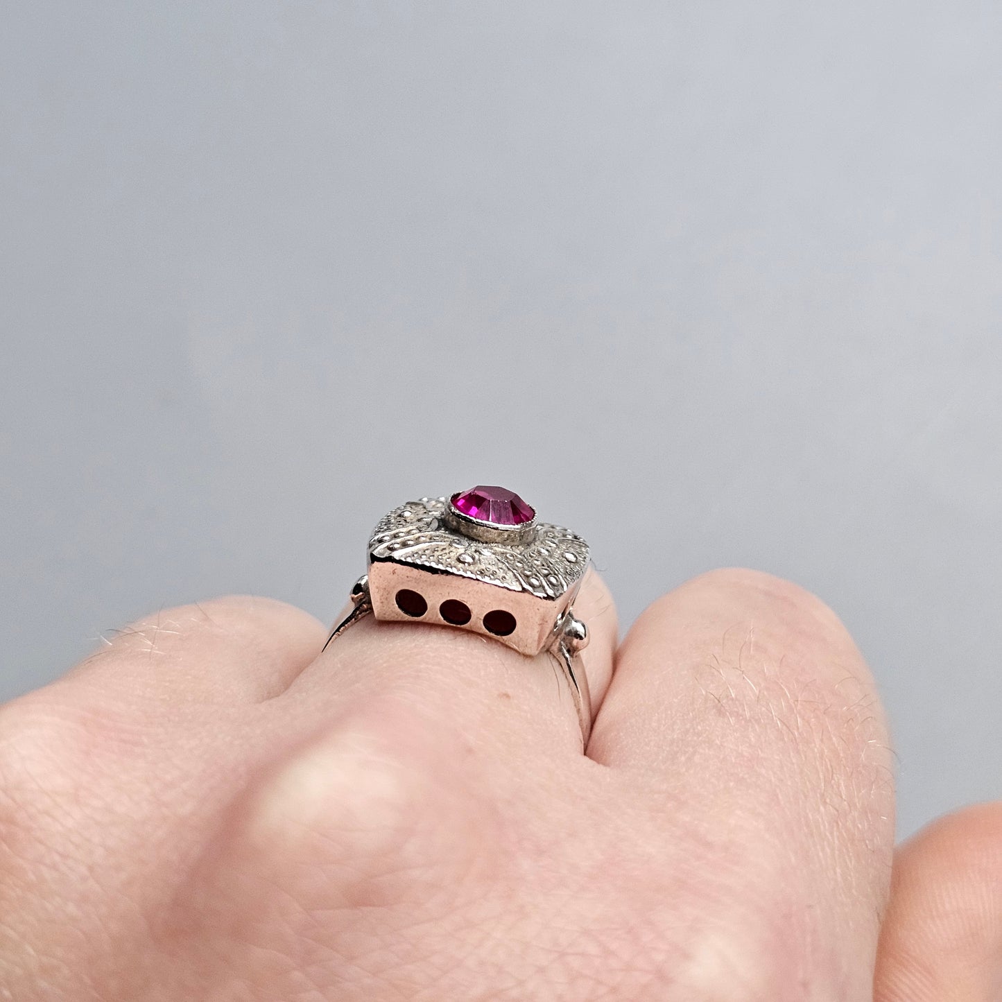 Vintage Soviet Silver Ring with Synthetic Ruby, USSR Era - UK Ring Size M -  US Ring Size 6.25