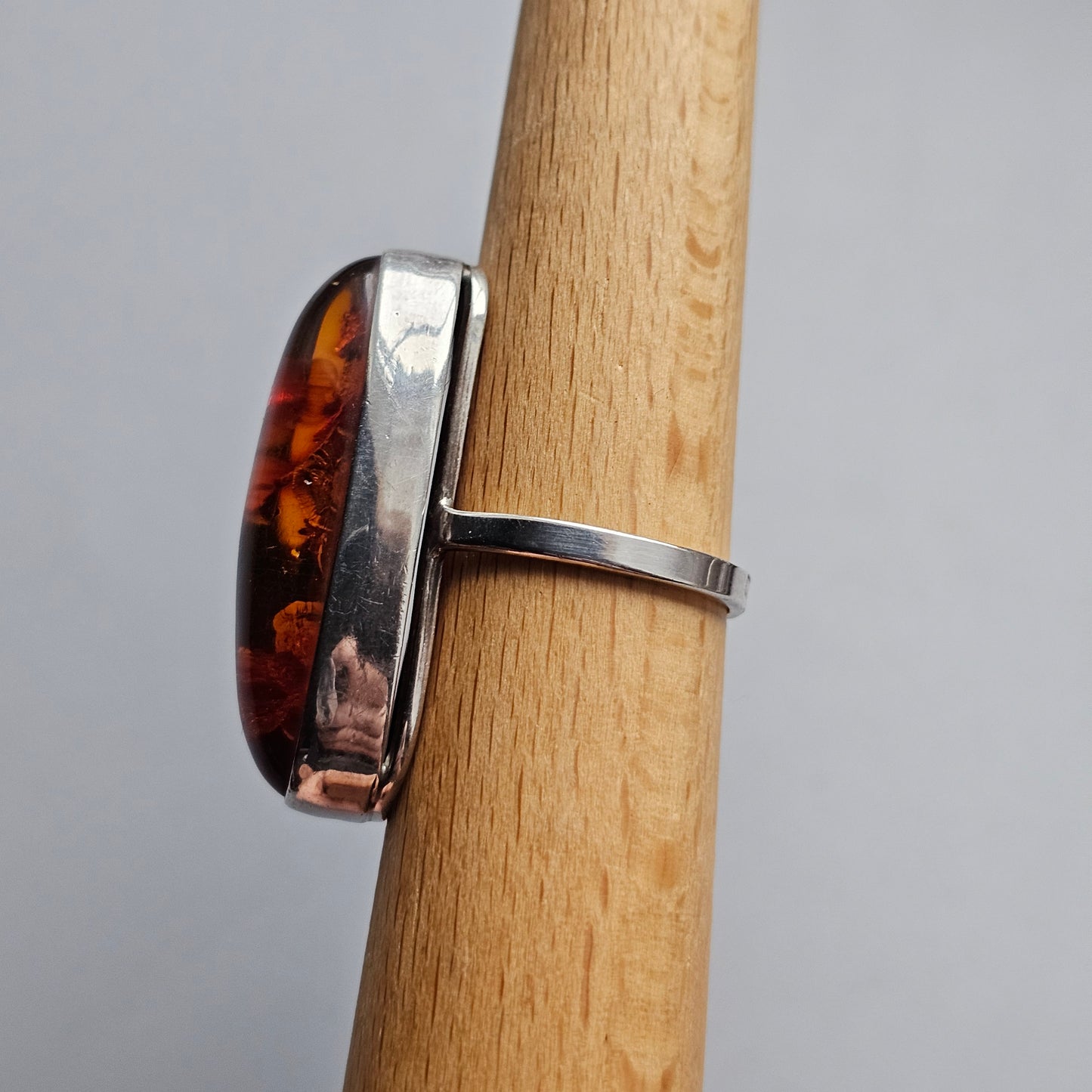 Vintage Polish Sterling Silver & Baltic Amber Ring - UK Ring Size T -  US Ring Size 9.5