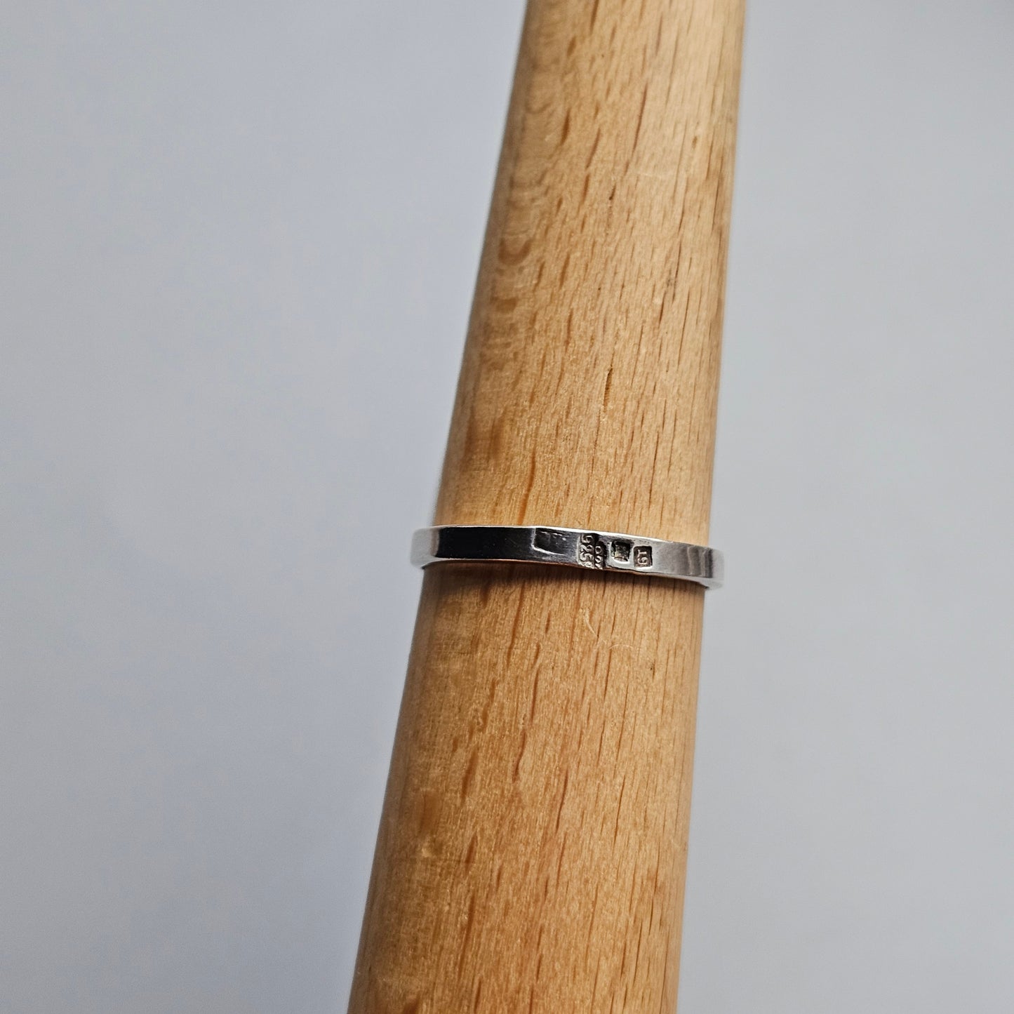 Vintage Polish Sterling Silver & Baltic Amber Ring - UK Ring Size T -  US Ring Size 9.5