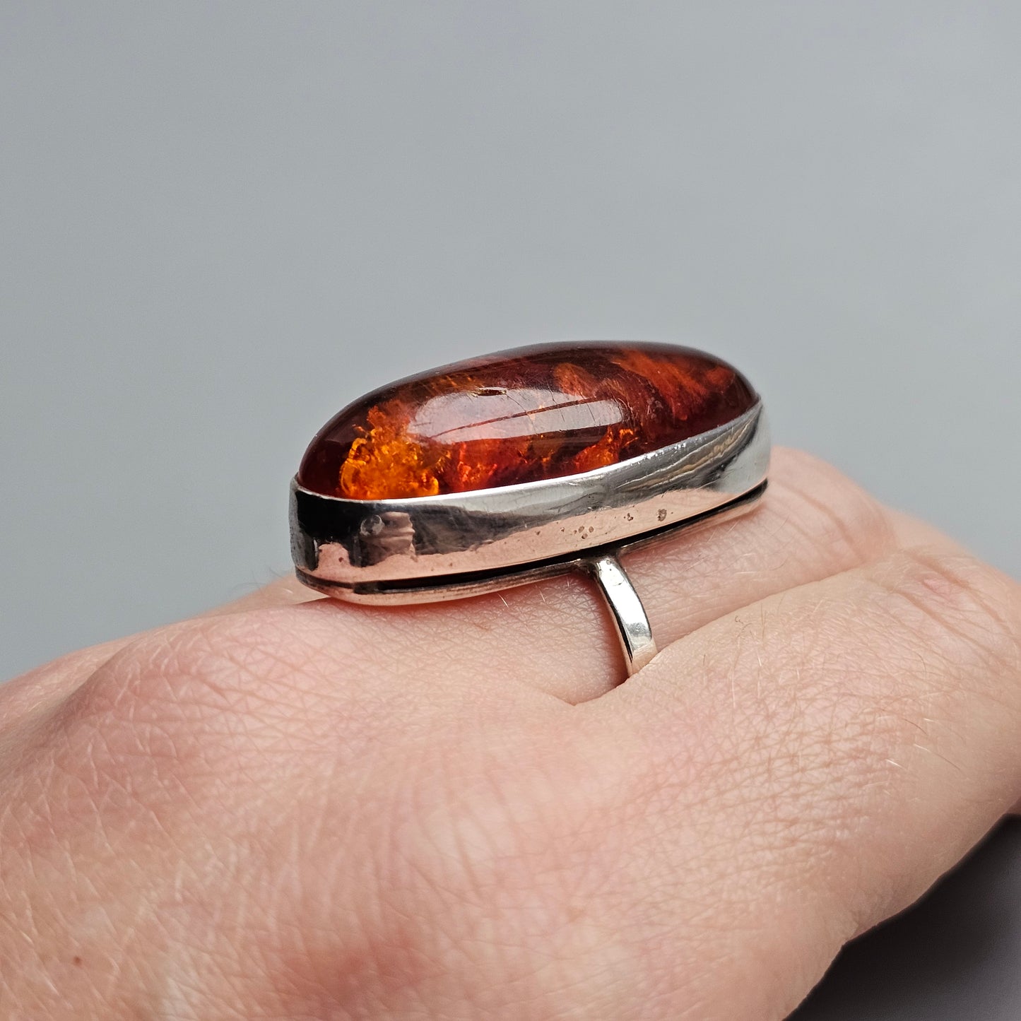 Vintage Polish Sterling Silver & Baltic Amber Ring - UK Ring Size T -  US Ring Size 9.5