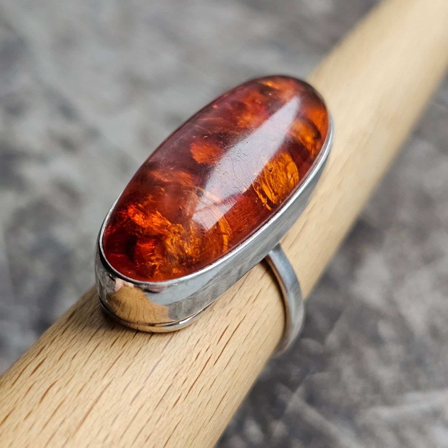 Vintage Polish Sterling Silver & Baltic Amber Ring - UK Ring Size T -  US Ring Size 9.5