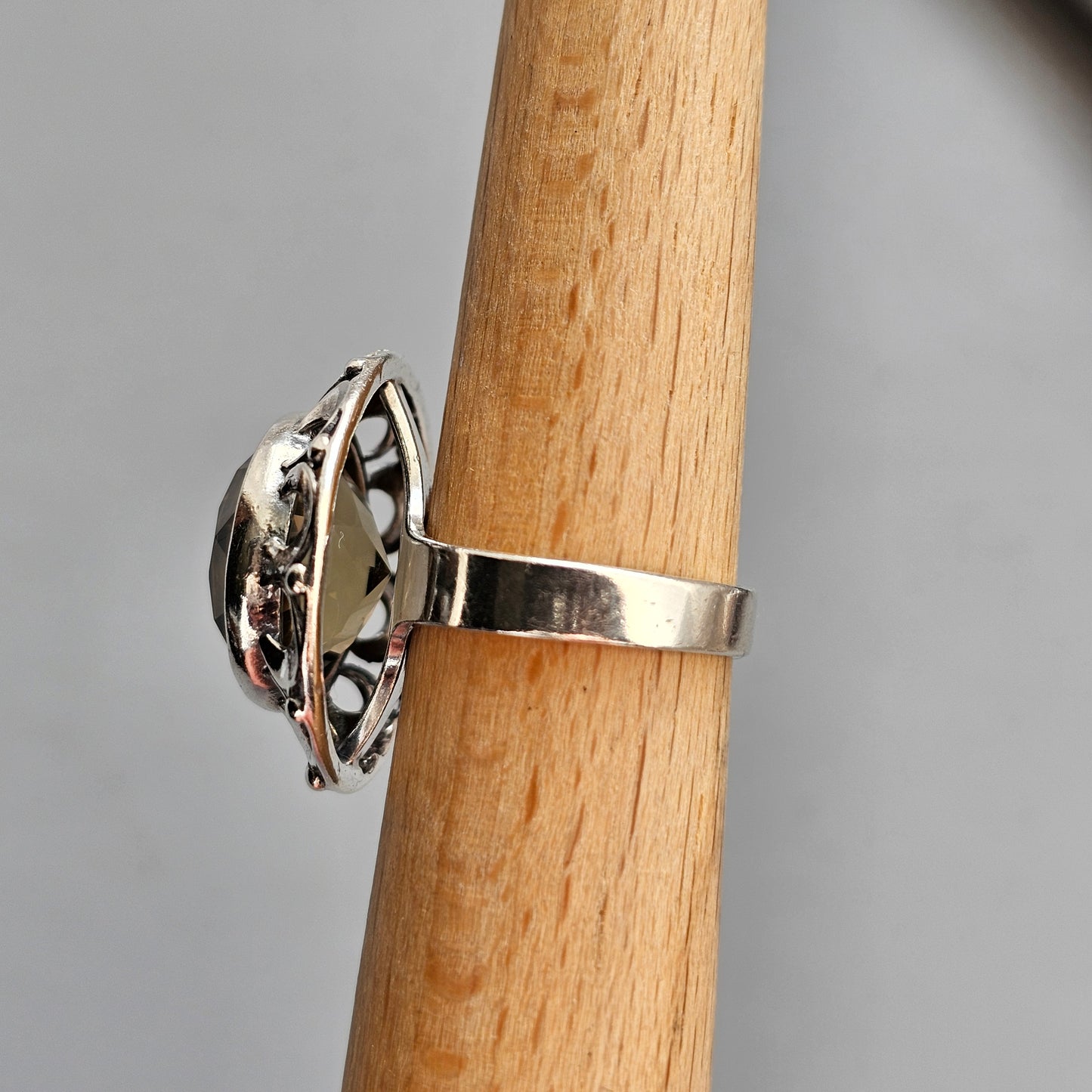 Modernist 1970s Finnish Sterling Silver Ring with Smokey Quartz – Erik Granit & Co - UK Ring Size L 1/2  -  US Ring Size 6 - 1971