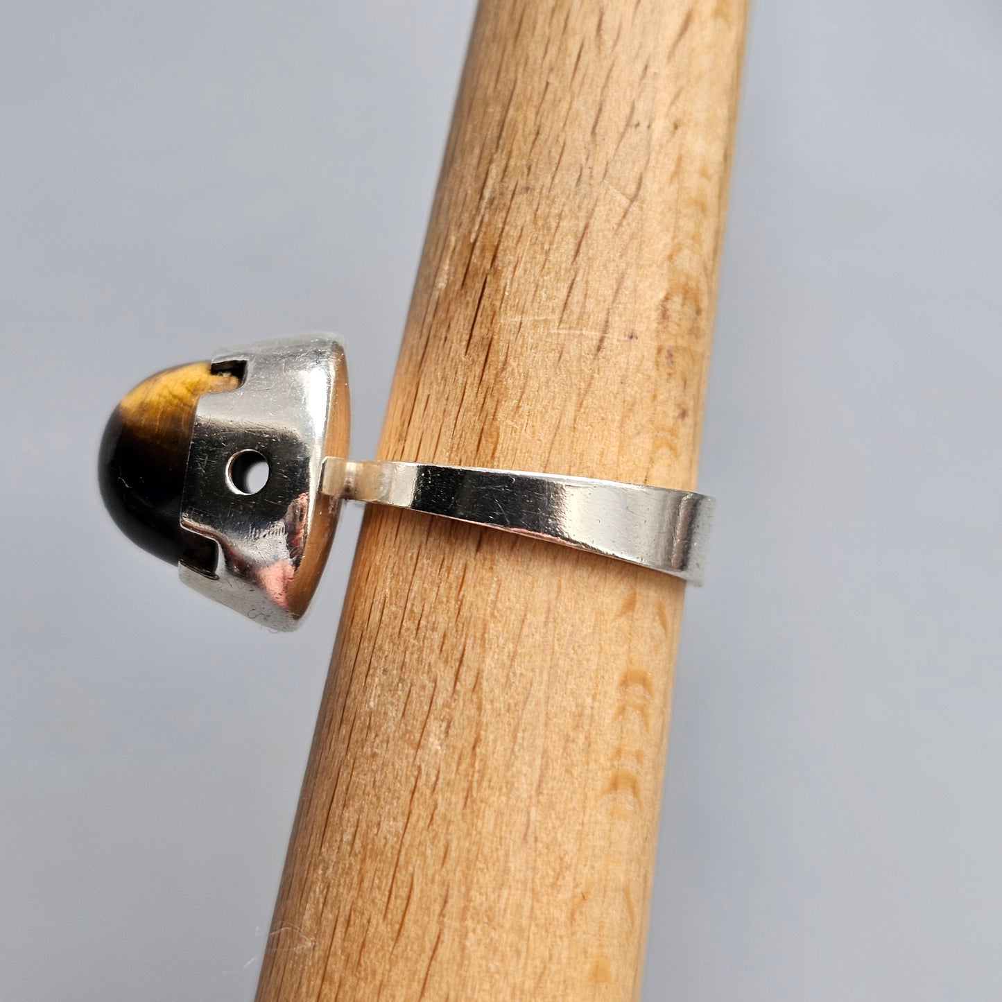 1960s Finnish Modernist Silver & Tigers Eye Ring — Martti Viikinniemi - UK Ring Size Q -  US Ring Size 8 - 1967