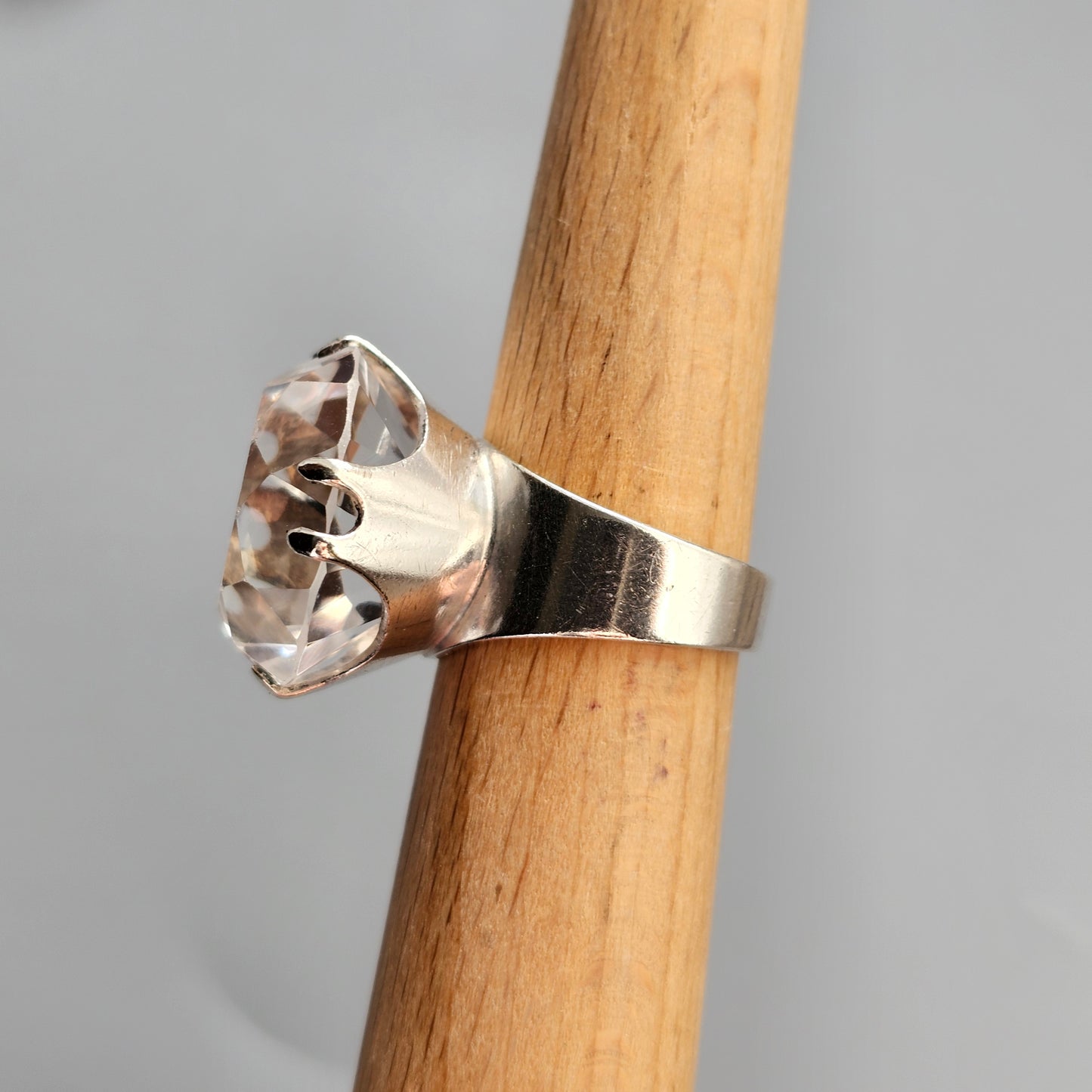 1960s Finnish Modernist Silver Ring with Rock Crystal — Kultaseppä Salovaara - UK Ring Size M 1/2 -  US Ring Size 6.5- 1968