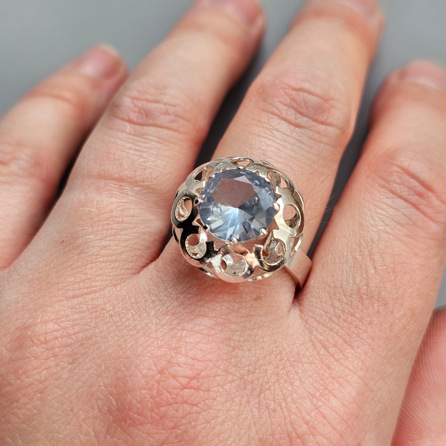 1960s Finnish Modernist Silver Ring with Blue Spinel — Tuomo Rissanen - UK Ring Size R -  US Ring Size 8.5 - 1969