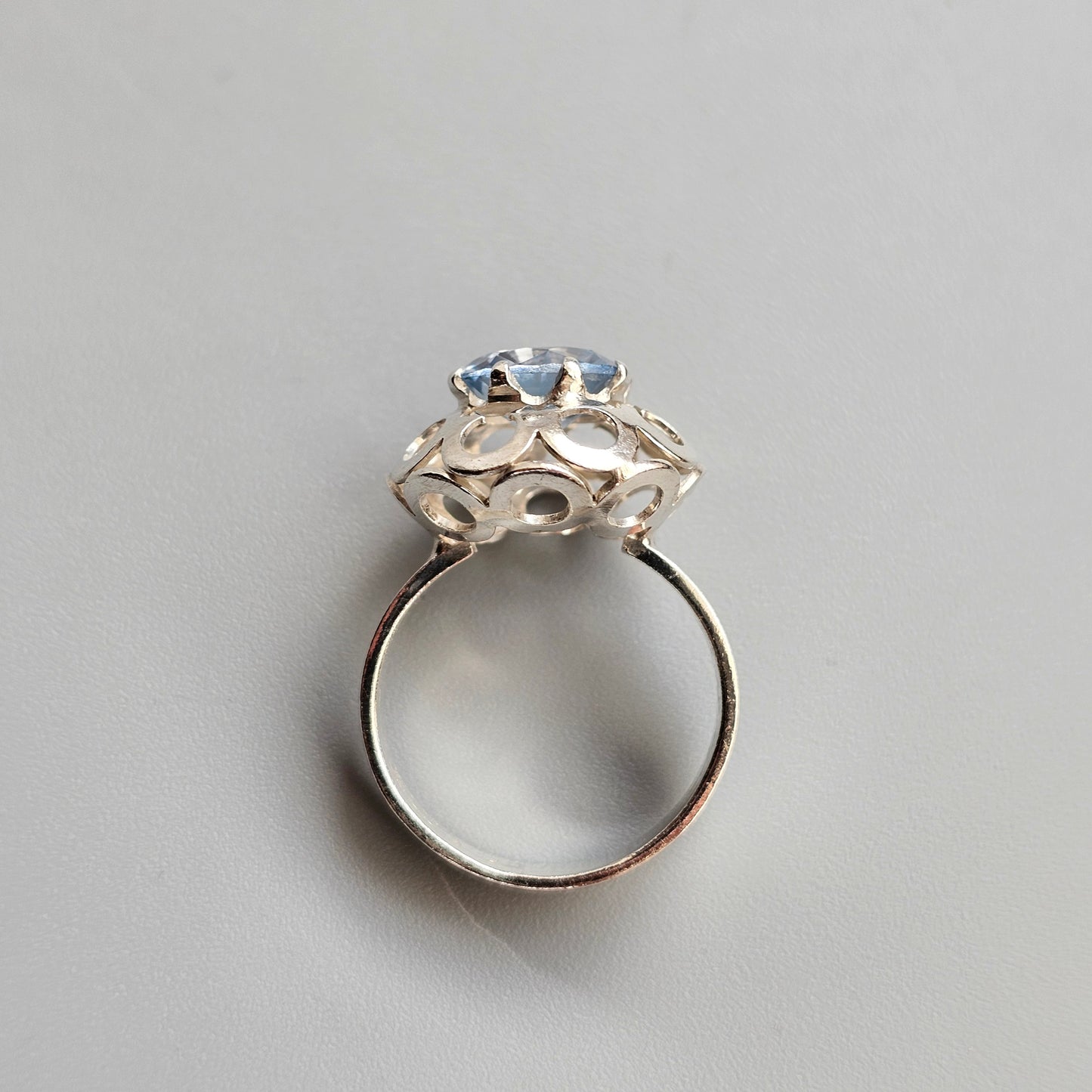 1960s Finnish Modernist Silver Ring with Blue Spinel — Tuomo Rissanen - UK Ring Size R -  US Ring Size 8.5 - 1969