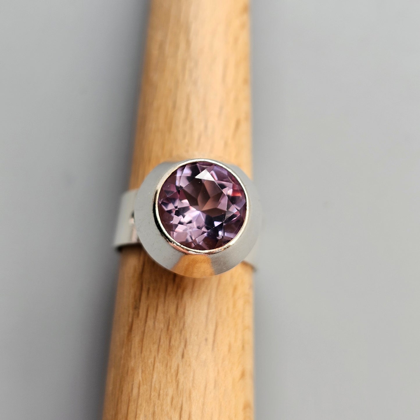1960s Finnish Modernist Silver Ring with Amethyst — Tuomo Rissanen - UK Ring Size N 1/2-  US Ring Size 7- 1967