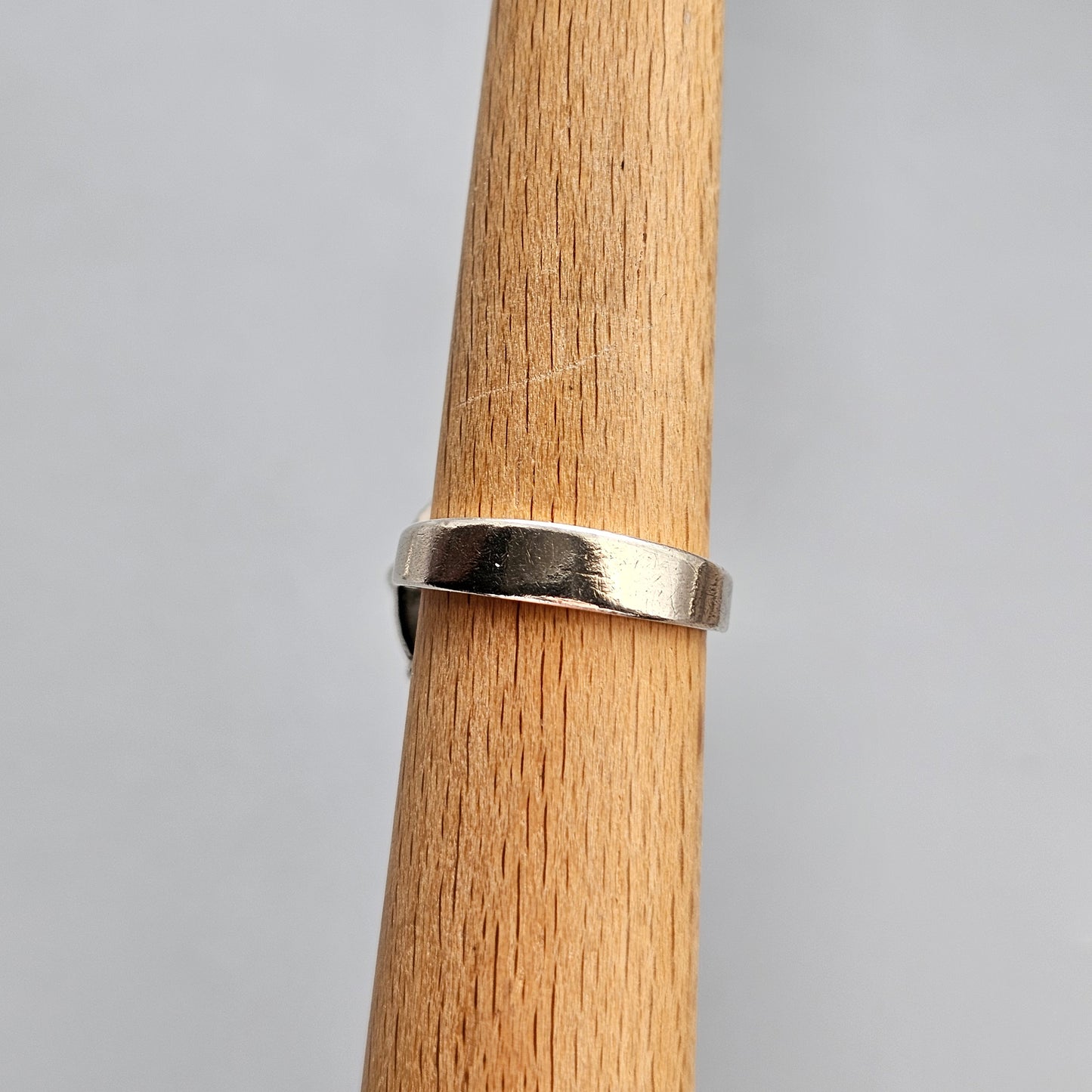 1970s Finnish Modernist Brutalist Silver Ring with Rock Crystal — Martti Viikinniemi - UK Ring Size Q 1/2 -  US Ring Size 8.5  - 1970