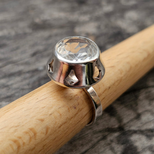Modernist 1960s Finnish Silver Ring with Rock Crystal – Martti Viikinniemi - UK Ring Size N -  US Ring Size 6.75 - 1968