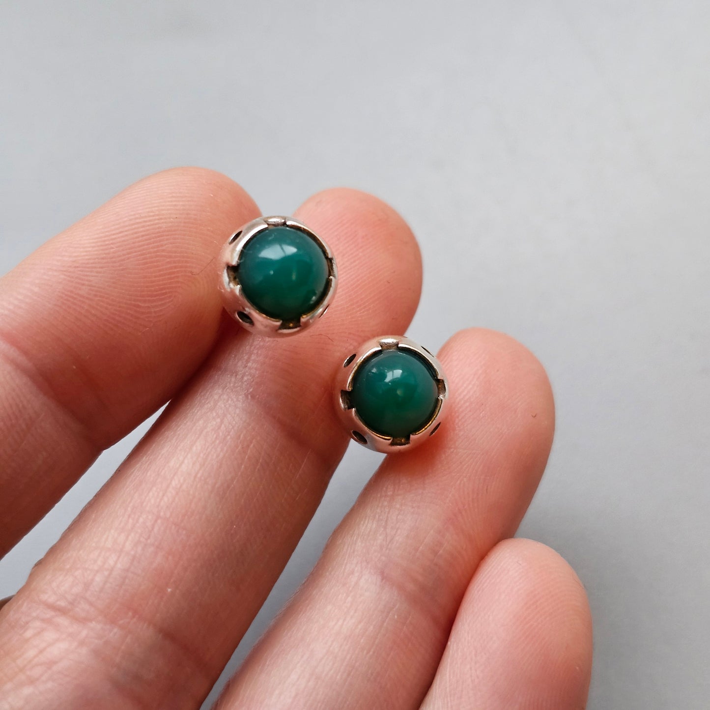 Vintage Modernist Finnish Silver & Chrysoprase Stud Earrings by Martti Viikinniemi 1960s