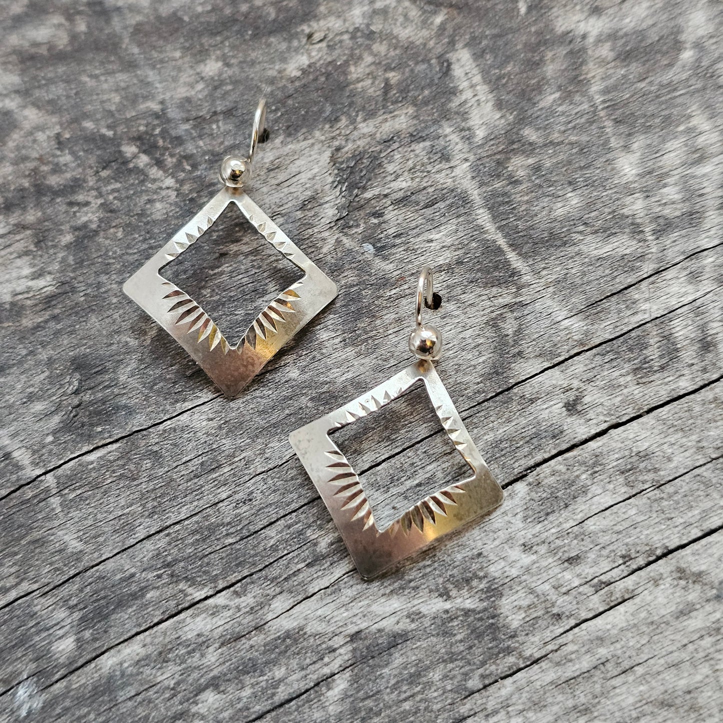 Vintage 1970s / 1980s Silver Geometric Drop Earrings