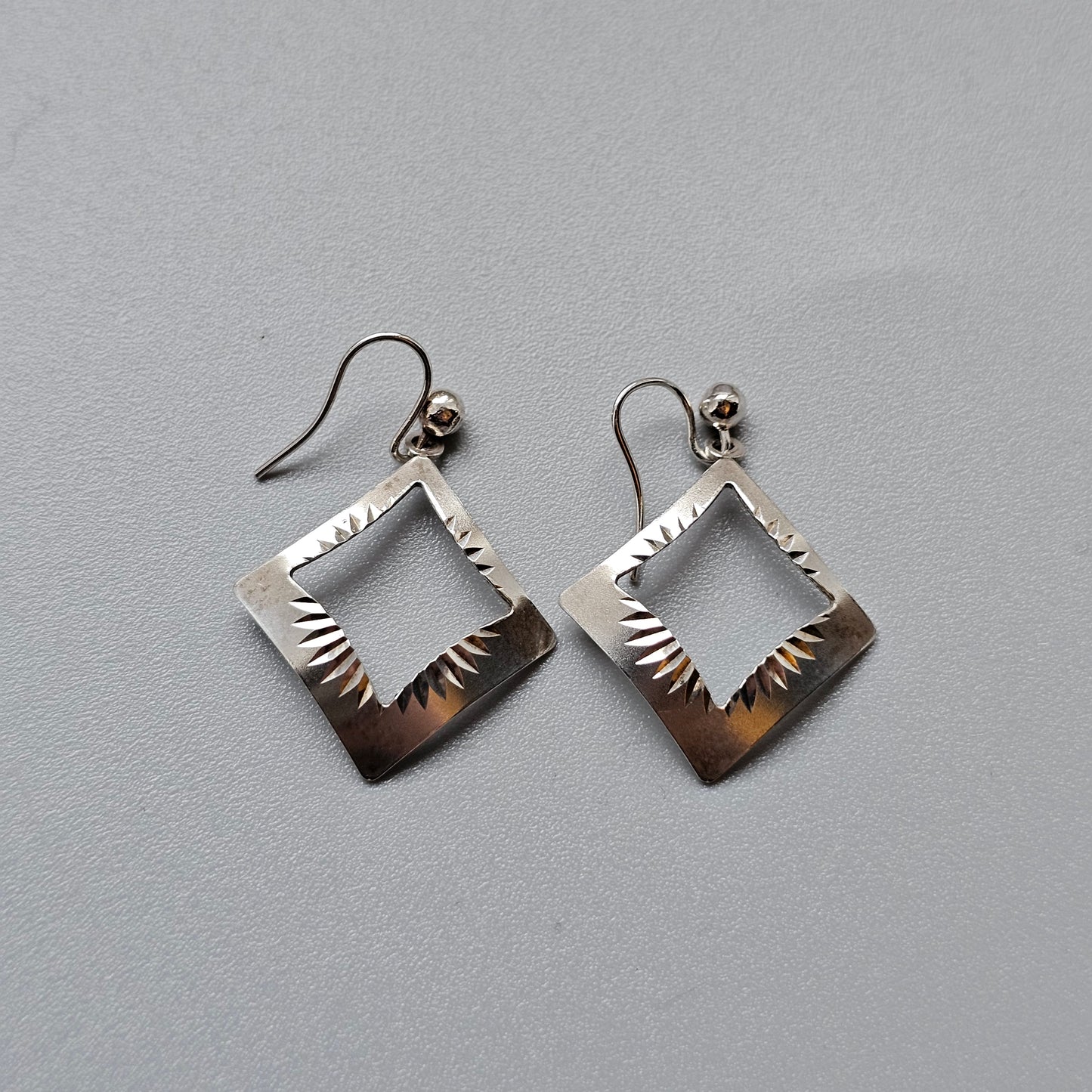 Vintage 1970s / 1980s Silver Geometric Drop Earrings