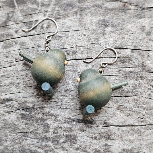 Vintage 1990s Aarikka Finland Green Wooden Bird Earrings