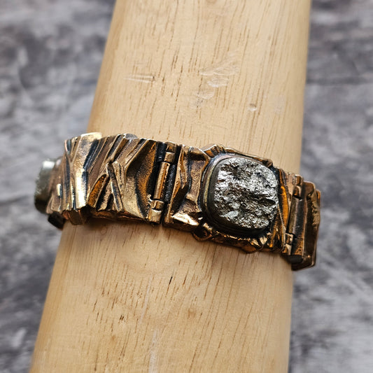 Vintage 1970s Modernist Brutalist Pentti Sarpaneva Bronze ‘Kelo’ Bracelet with Pyrite Stone
