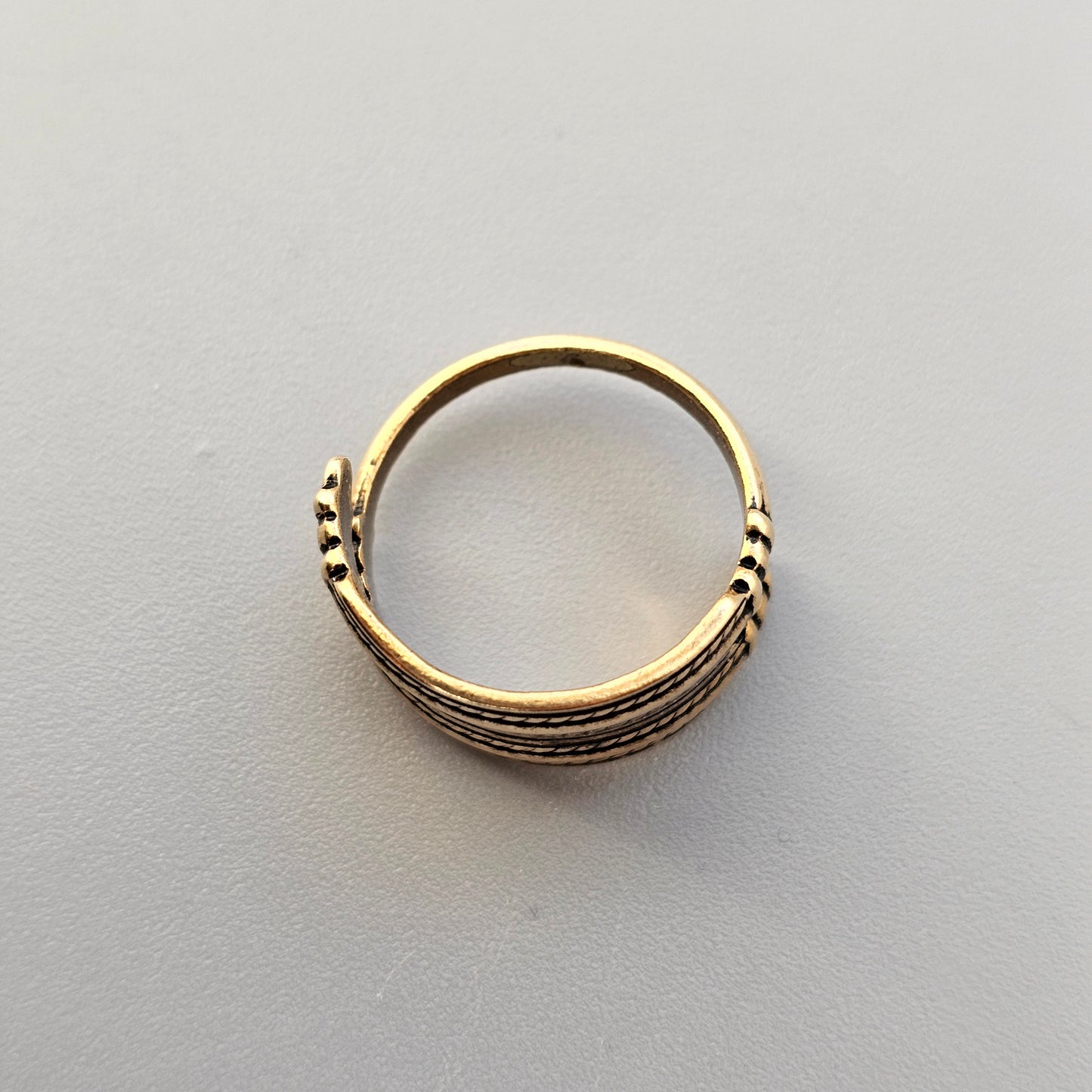 Finnish Kalevala Koru Middle Ages Style Uskela Bronze Ring - UK Ring Size Q 1/2 - US Ring Size 8.25