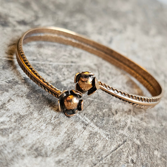 Vintage Modernist 70s Finnish Bronze Flowers Open Bangle by Seppo Tamminen