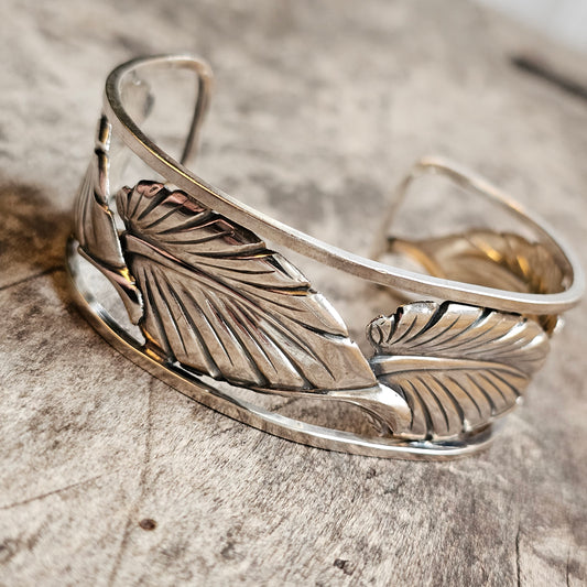1960s Finnish Modernist Sterling Silver Leaf Cuff by Erik Granit & Co 1960