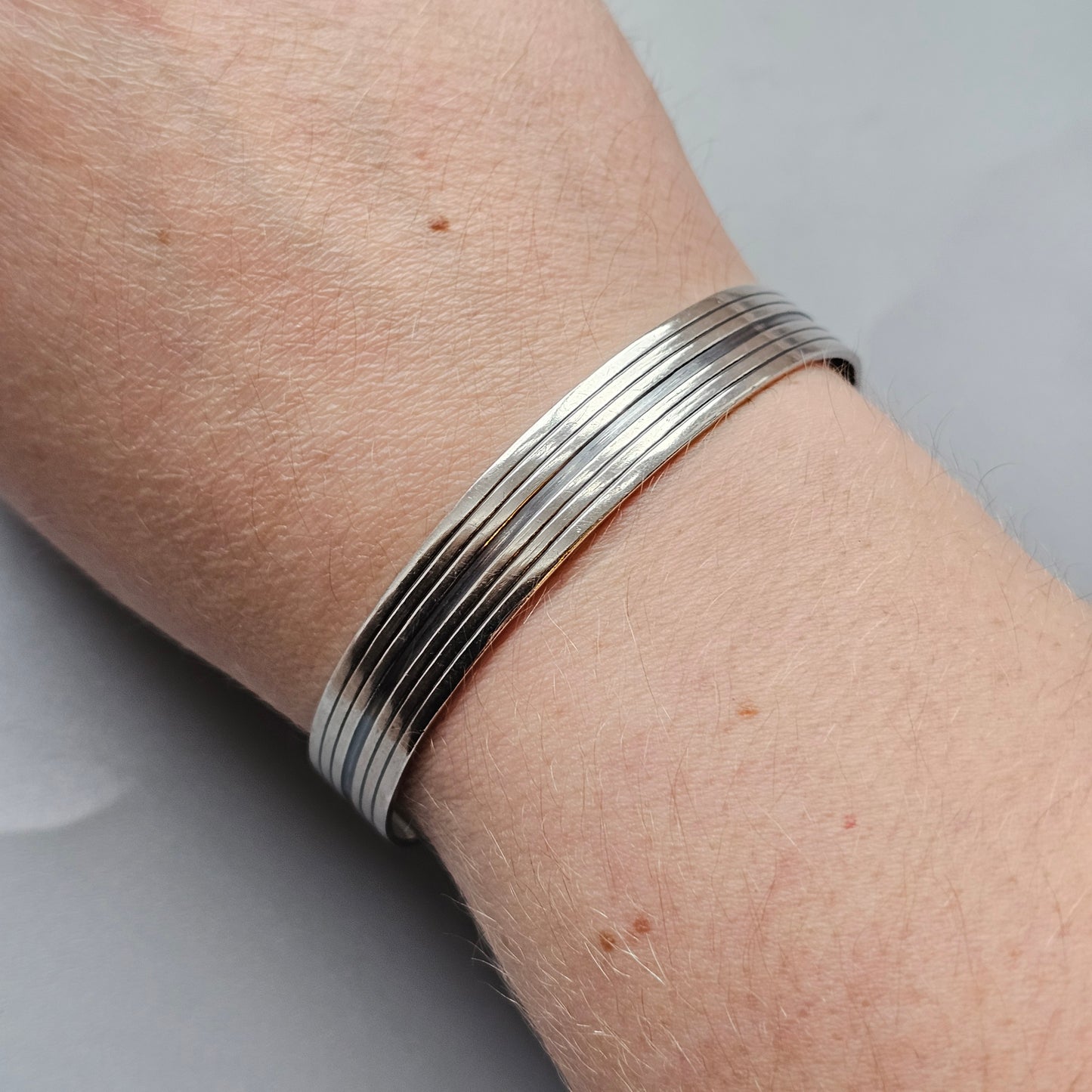 1960s Finnish Modernist Silver Cuff Bangle by Olli Salmi 1961