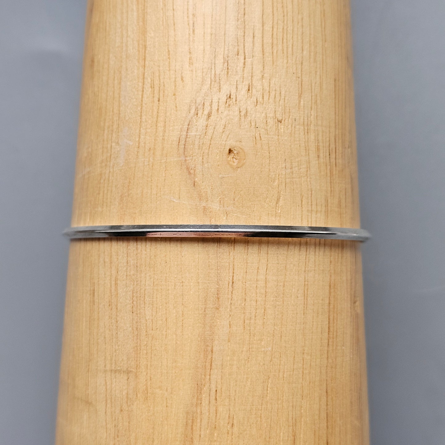 Karl Laine Sterling Silver Minimalist Compro Bangle Bracelet by Kultakeskus