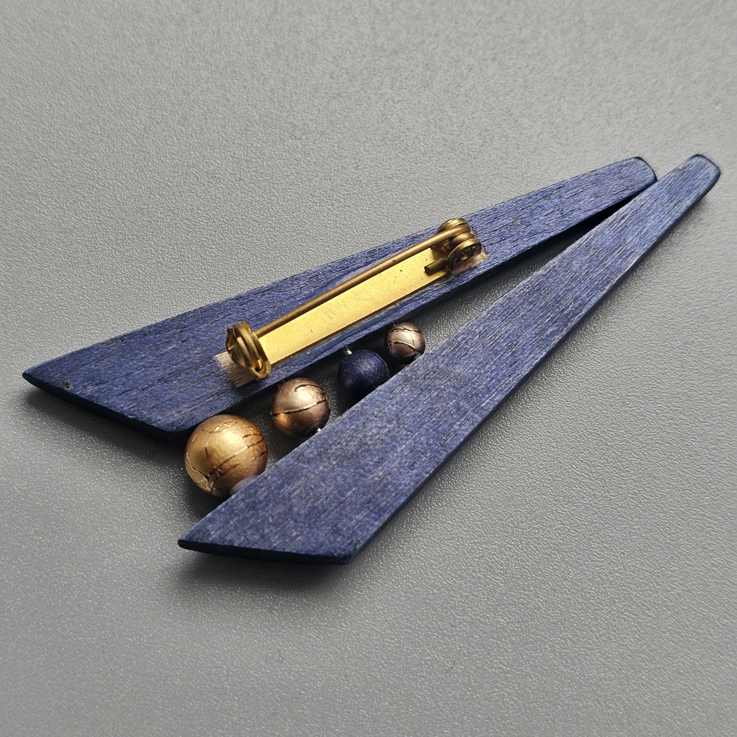 Vintage 1990s Aarikka Finland Blue Wooden Brooch – Modernist Scandinavian Design