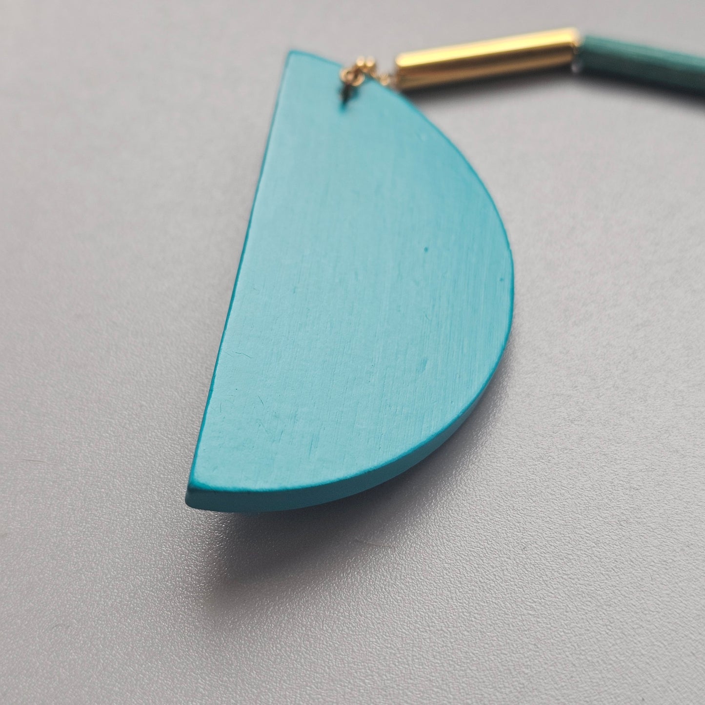 Vintage Aarikka Finland Wooden Teal Brooch – Modernist Scandinavian Design