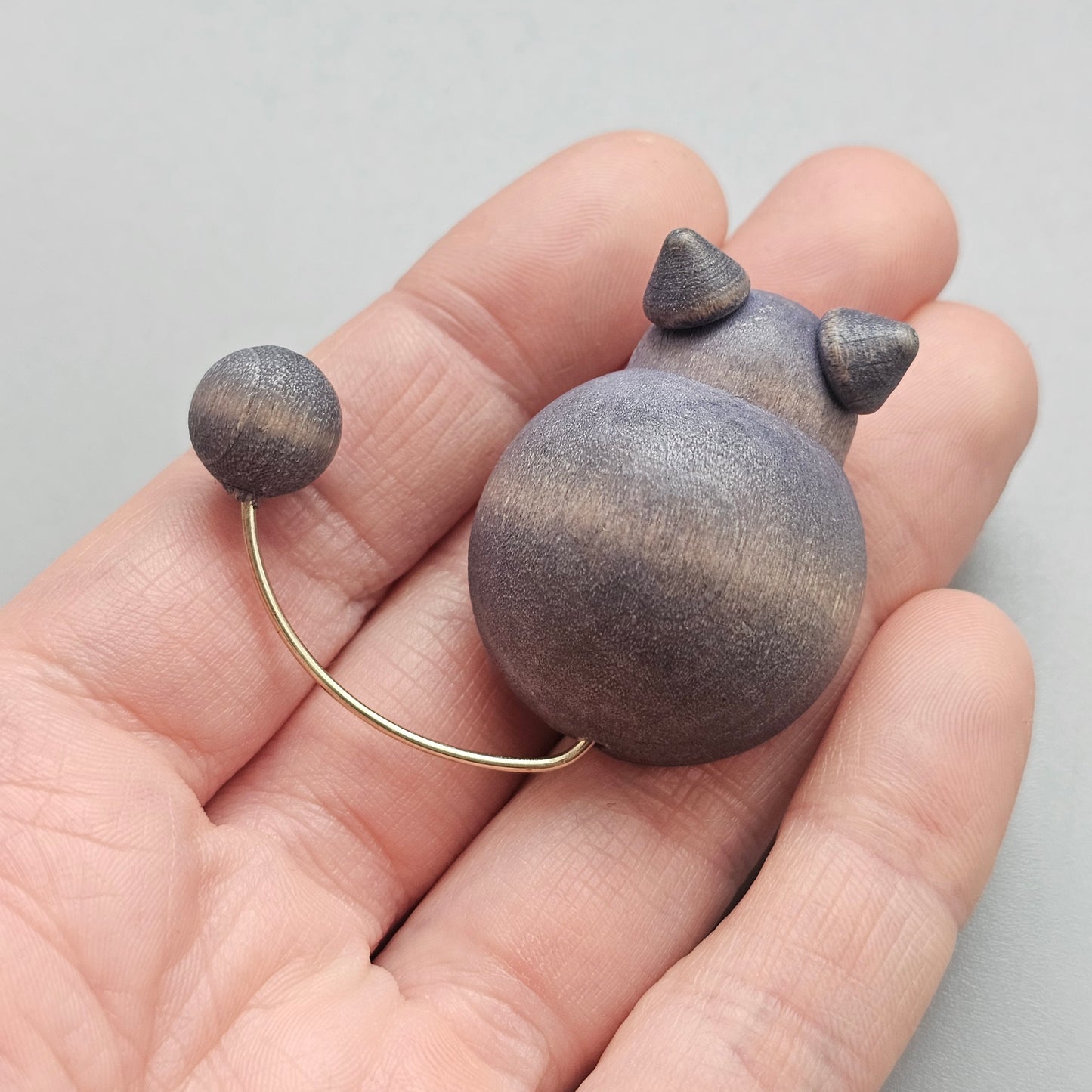 Vintage Aarikka Finland Blue Wooden Cat Brooch – Modernist Scandinavian Design