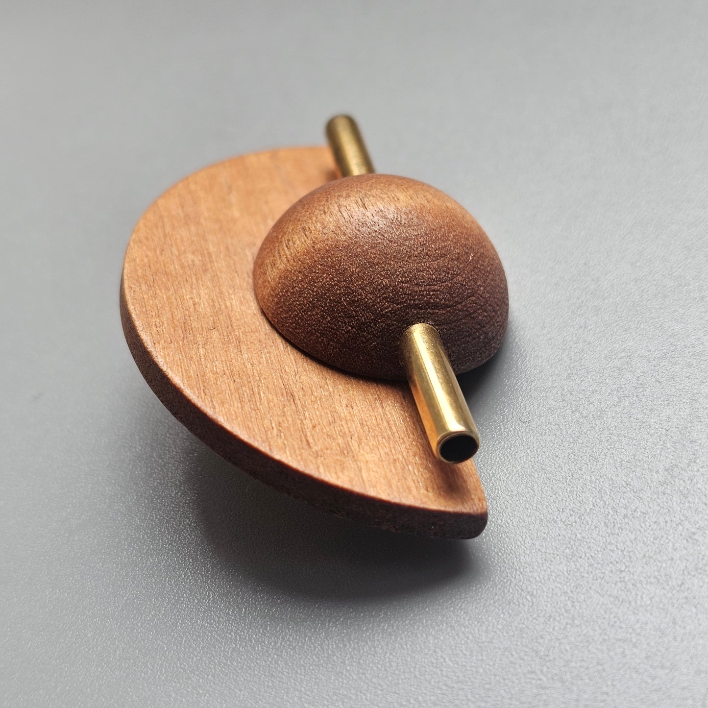 Vintage Aarikka Finland Brown Wooden Brooch – LADY Modernist Scandinavian Design