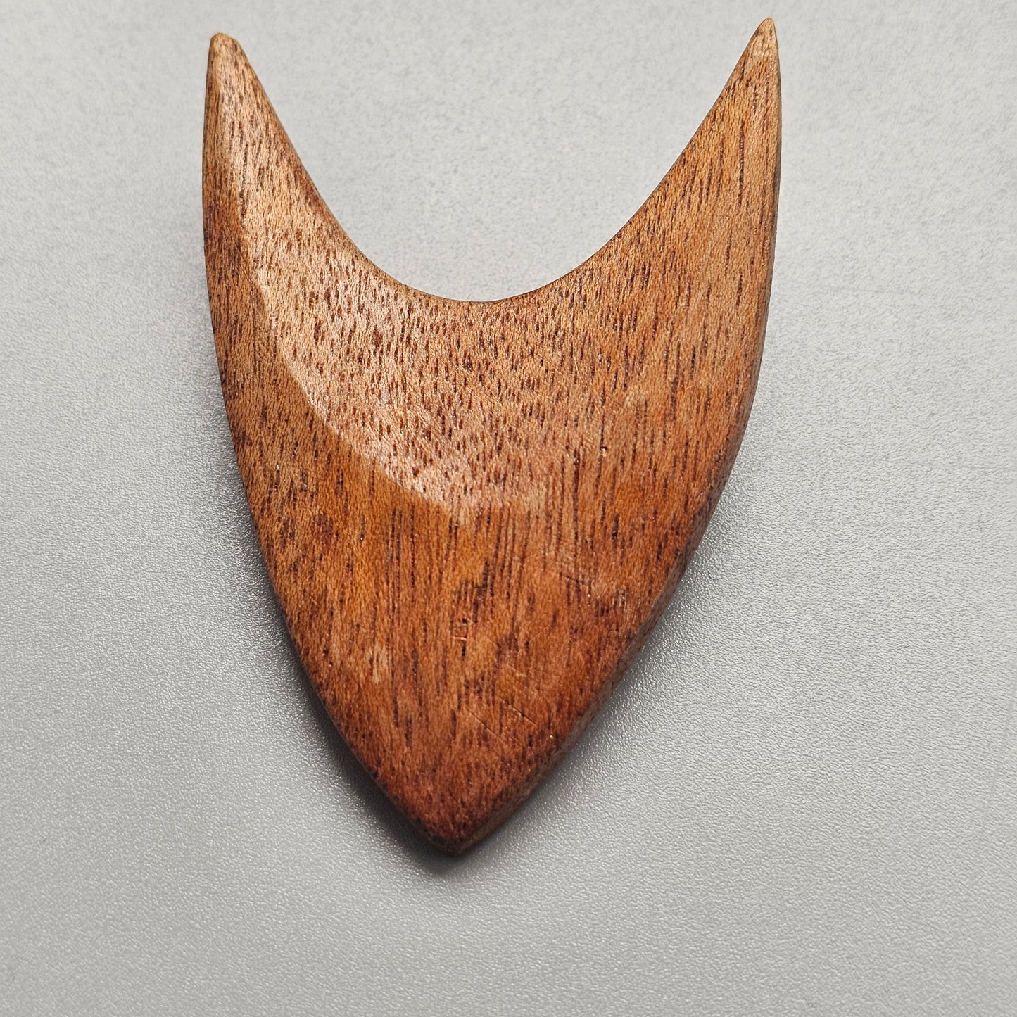 Vintage Mid Century Modern Wooden Brooch – Modernist Scandinavian Design