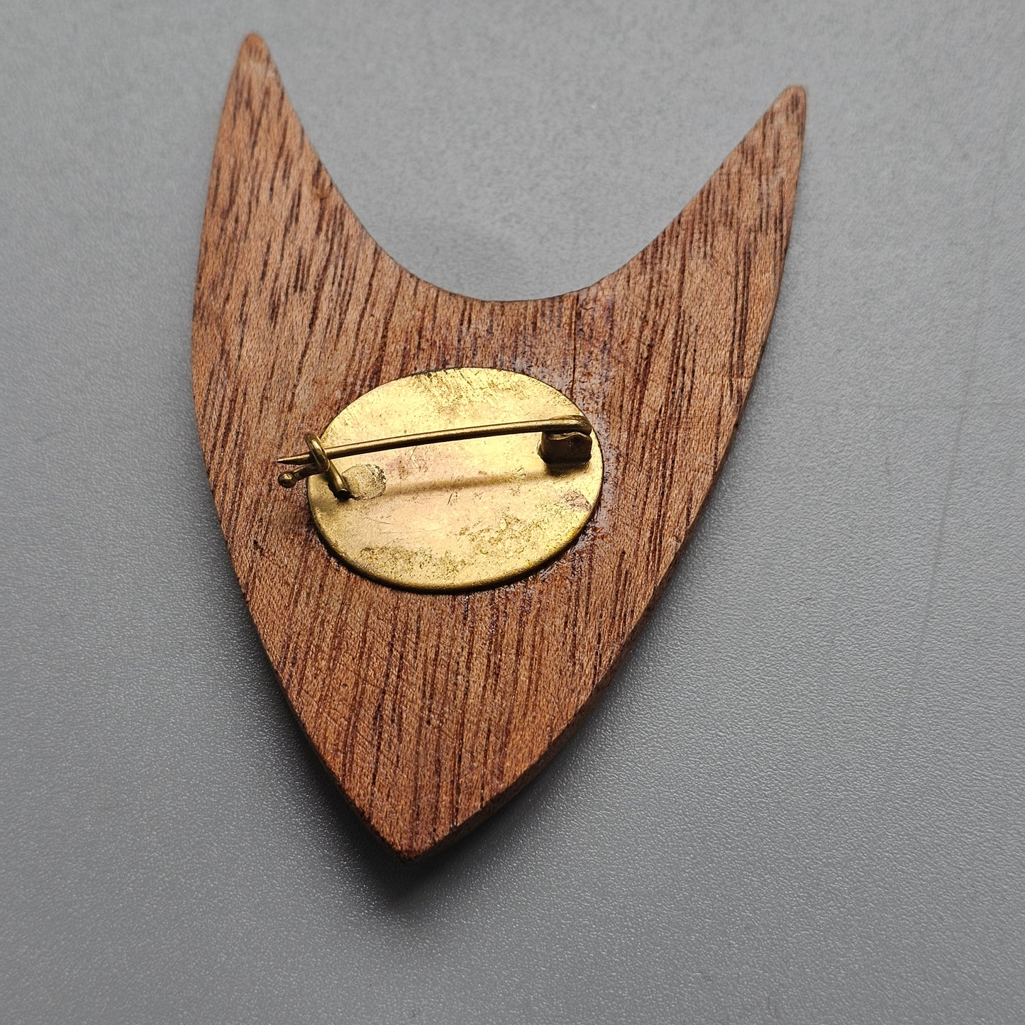 Vintage Mid Century Modern Wooden Brooch – Modernist Scandinavian Design