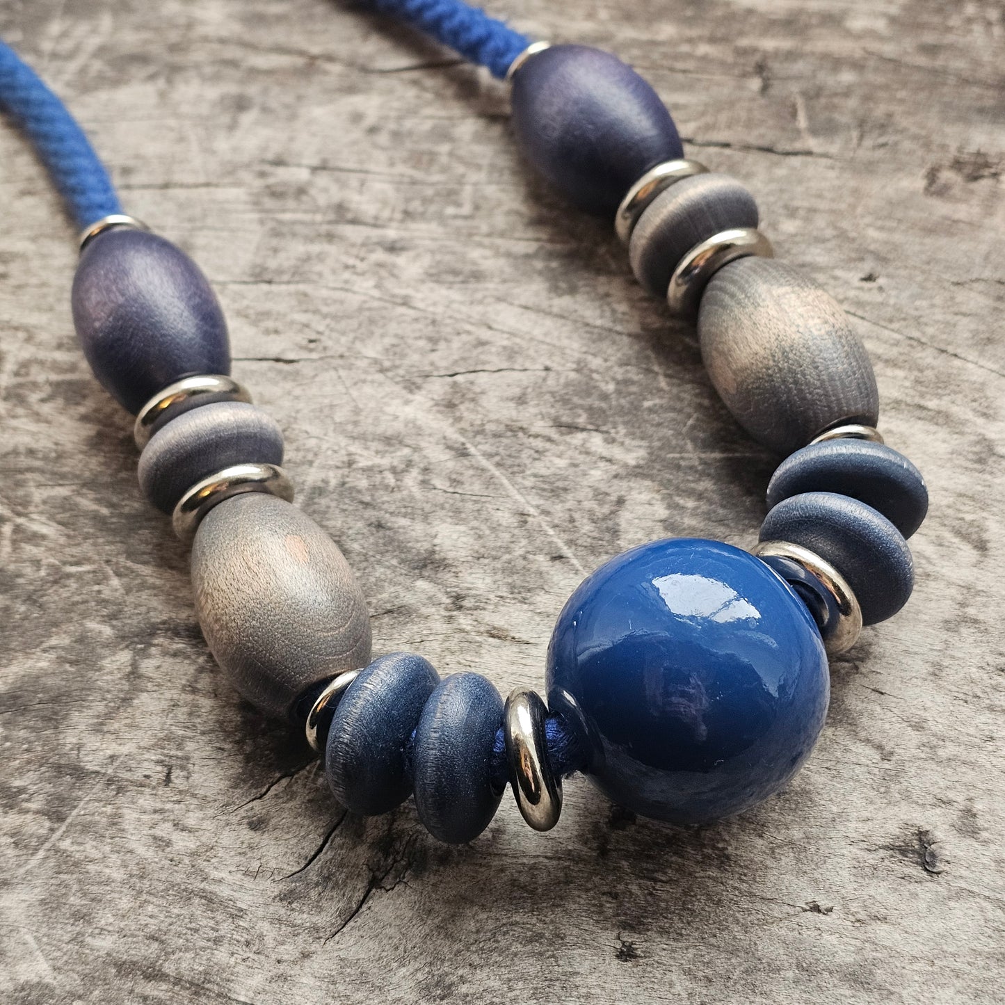 Vintage 1980s Aarikka Finland Blue Wooden Beaded Necklace