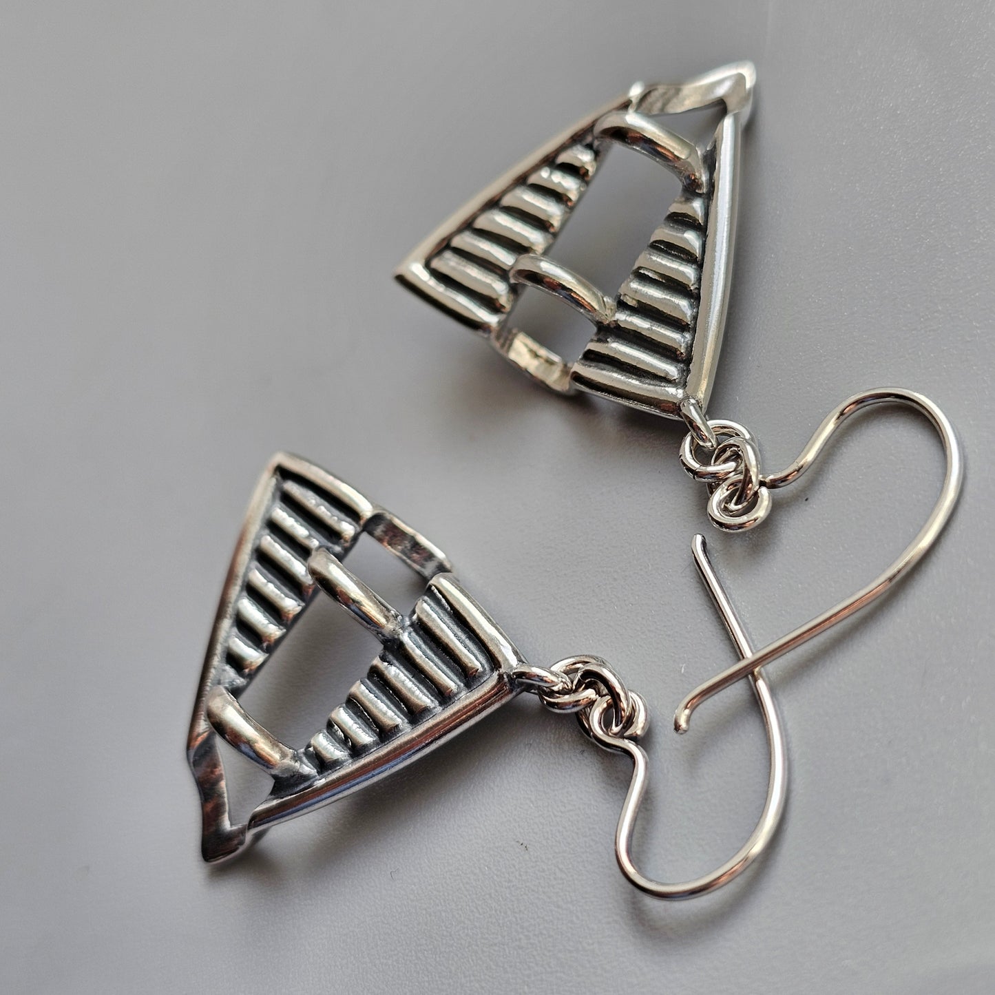 Vintage Finnish 1980s 1990s Triangle Sterling Silver Dangle Earrings