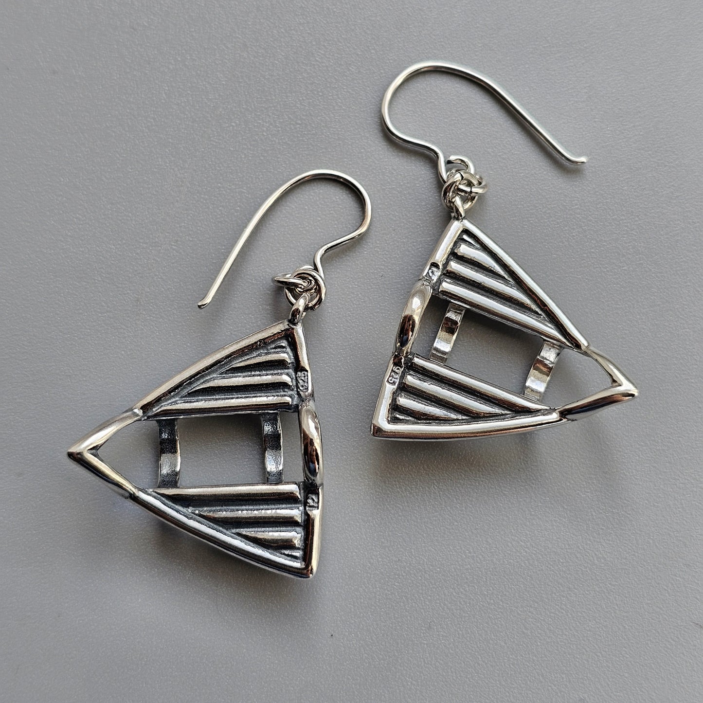Vintage Finnish 1980s 1990s Triangle Sterling Silver Dangle Earrings