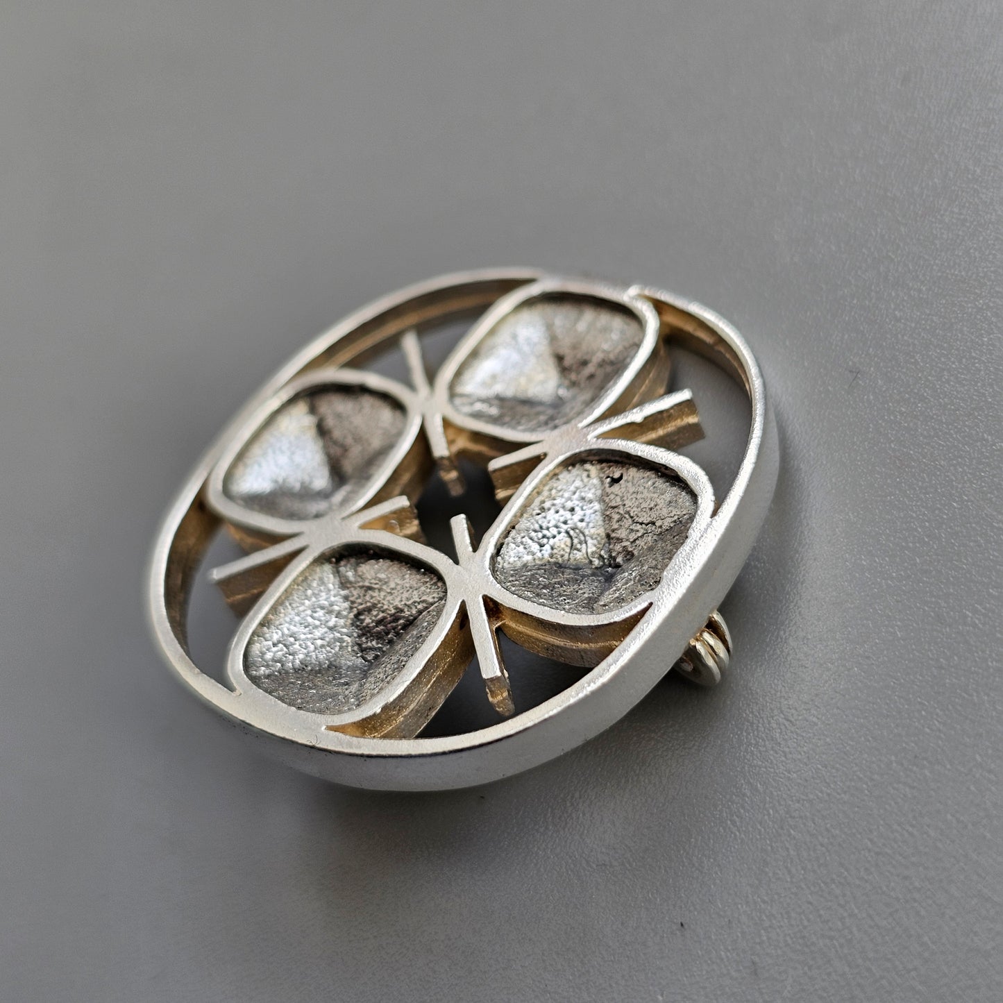 Vintage Kultaseppä Salovaara Modernist Silver Brooch 1968