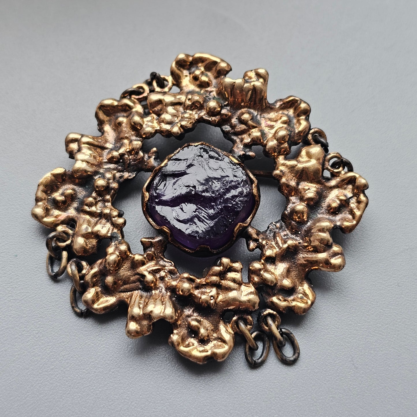 Vintage Finnish Brutalist Bronze & Raw Amethyst Brooch Kaarna Bark by Pentti Sarpaneva 1960s 1970s