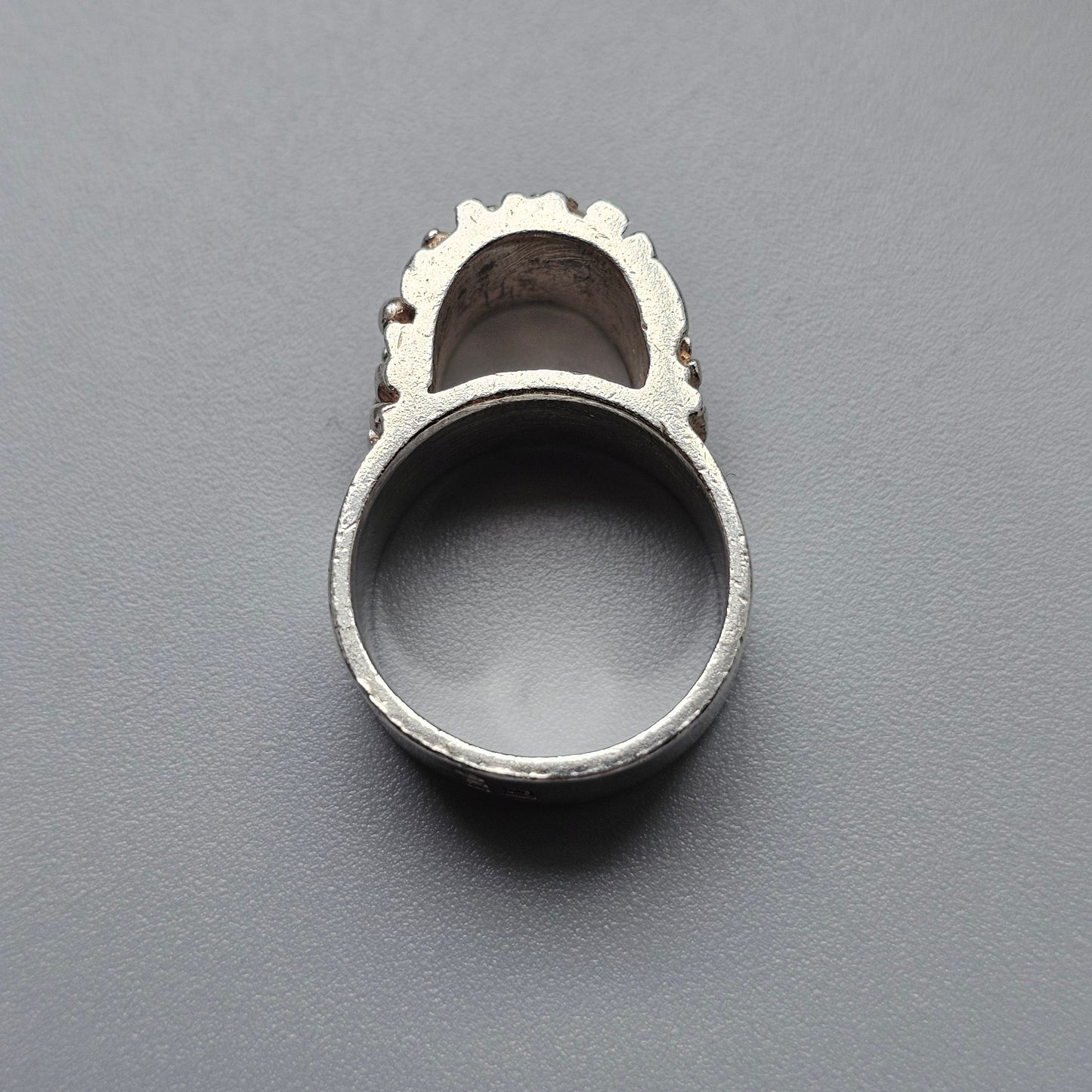 Vintage 1970s British Brutalist Style Sterling Silver Ring By Keith Tyssen 1970